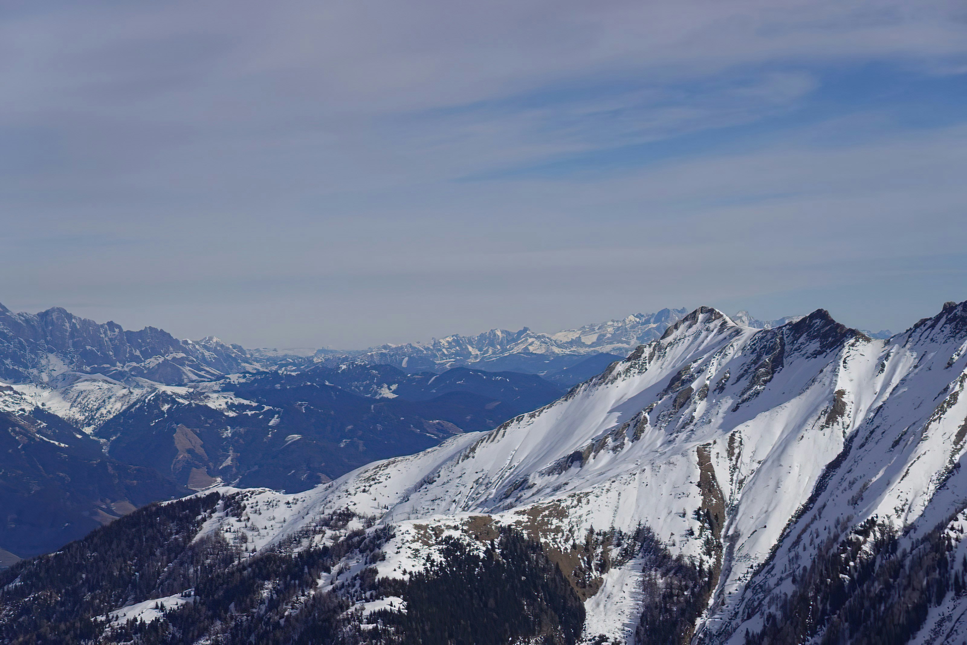 Photo by benjamingrw