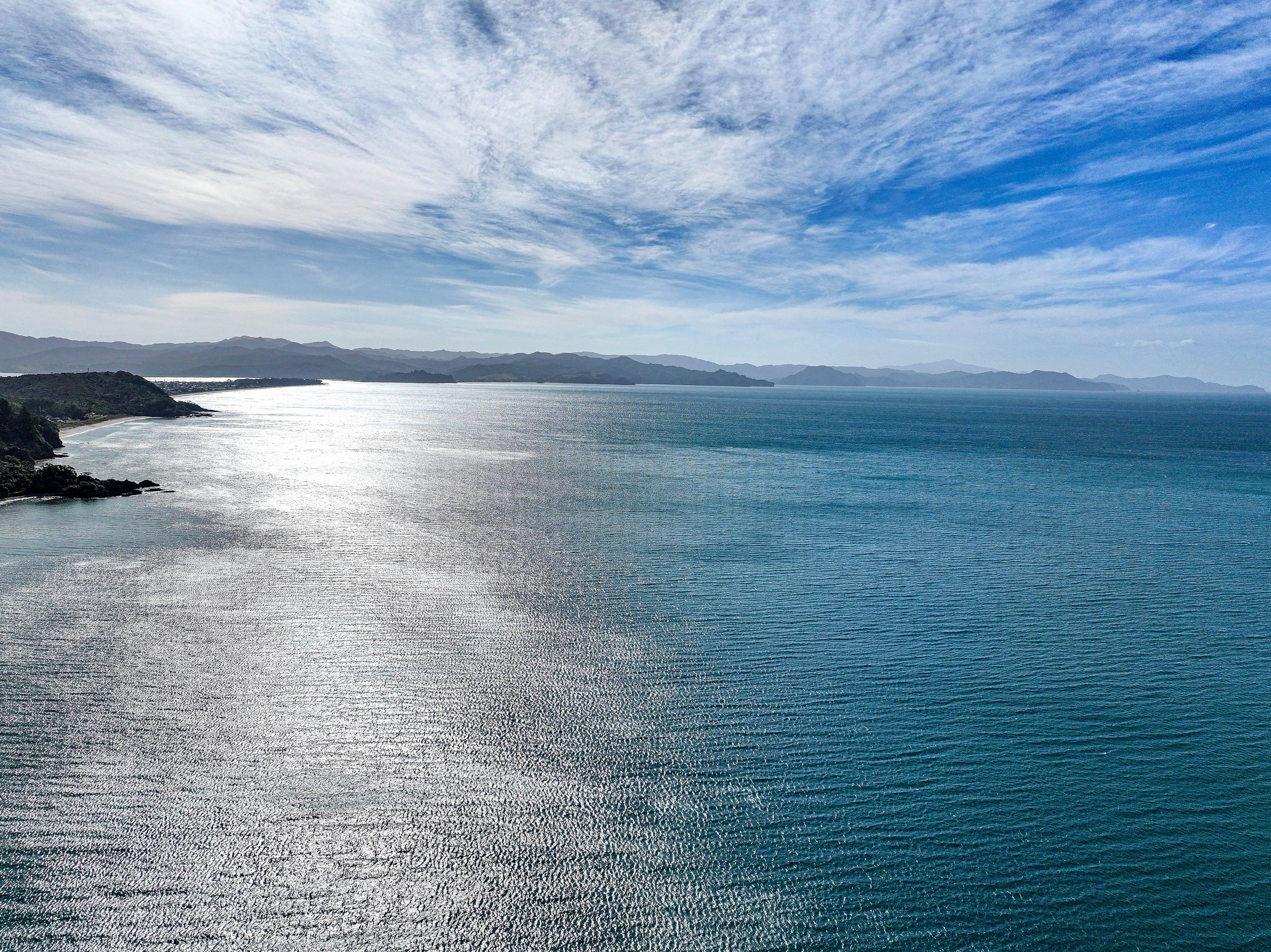 Photo by maximilian_brand