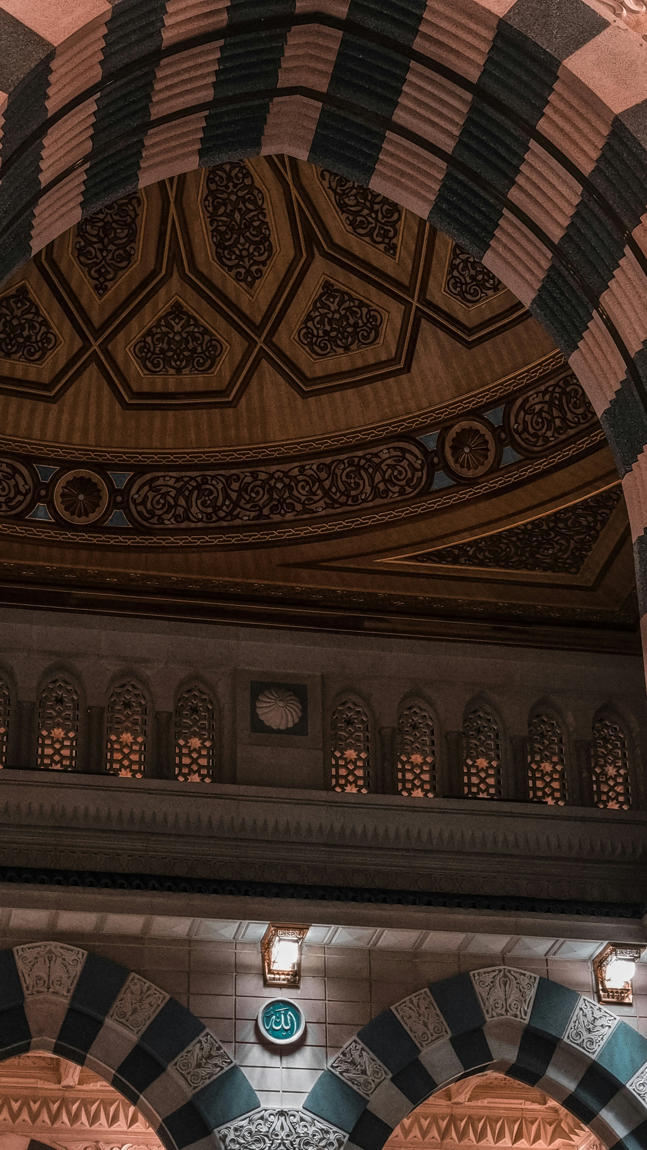 photo-1738987196297-1ec1da665df1?ixid=M3wxMjA3fDB8MXxzZWFyY2h8NXx8JUQwJUJCJUQxJTgzJUQxJTg3JUQxJTg4JUQwJUI4JUQwJUI1JTIwJUQwJUI4JUQwJUIzJUQxJTgwJUQxJThCJTIwc3VsdGFufGVufDB8fHx8MTc2NjkyMzY3NXww\u0026ixlib=rb-4.1.0