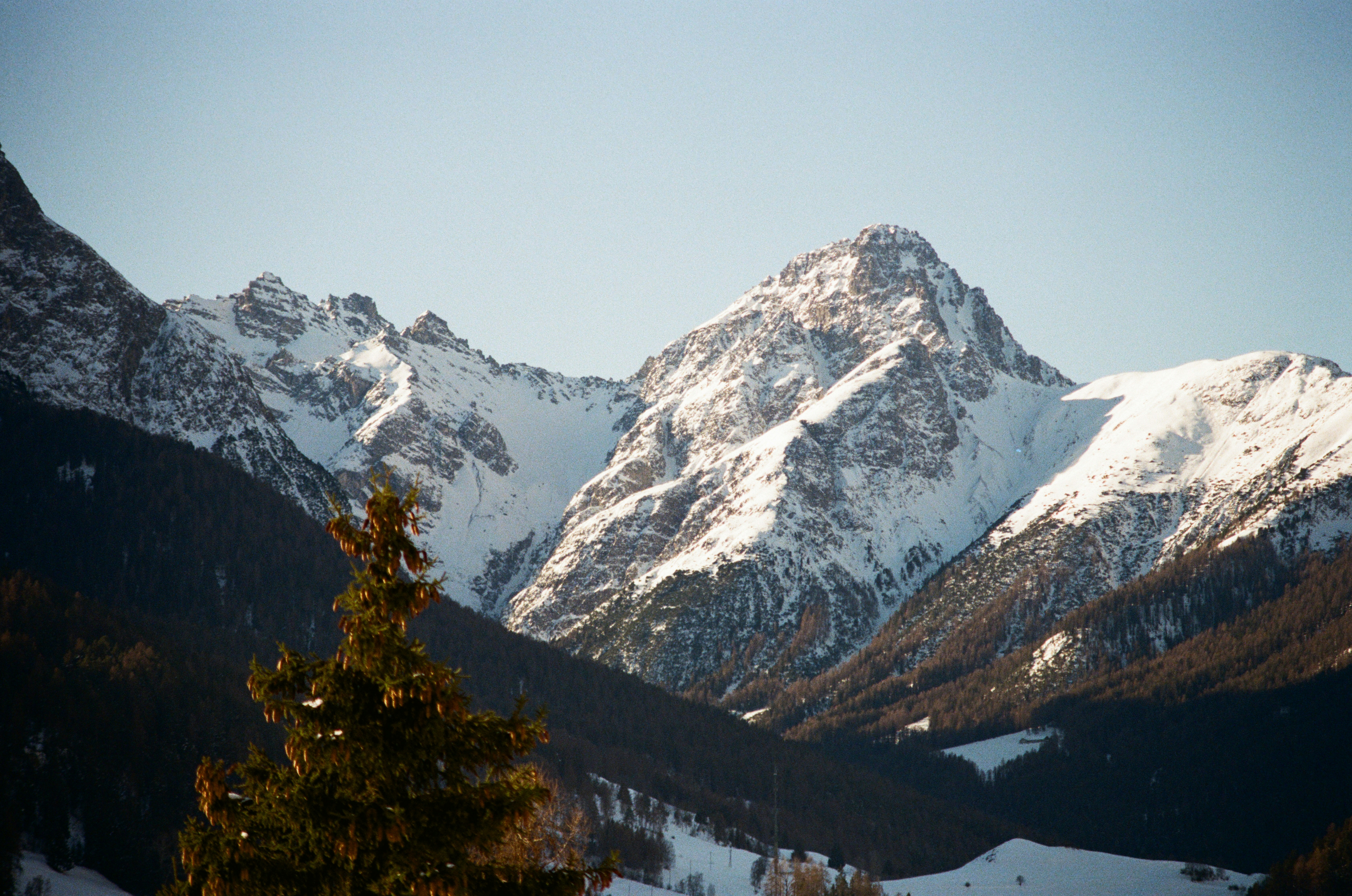 Photo by bernhardbar