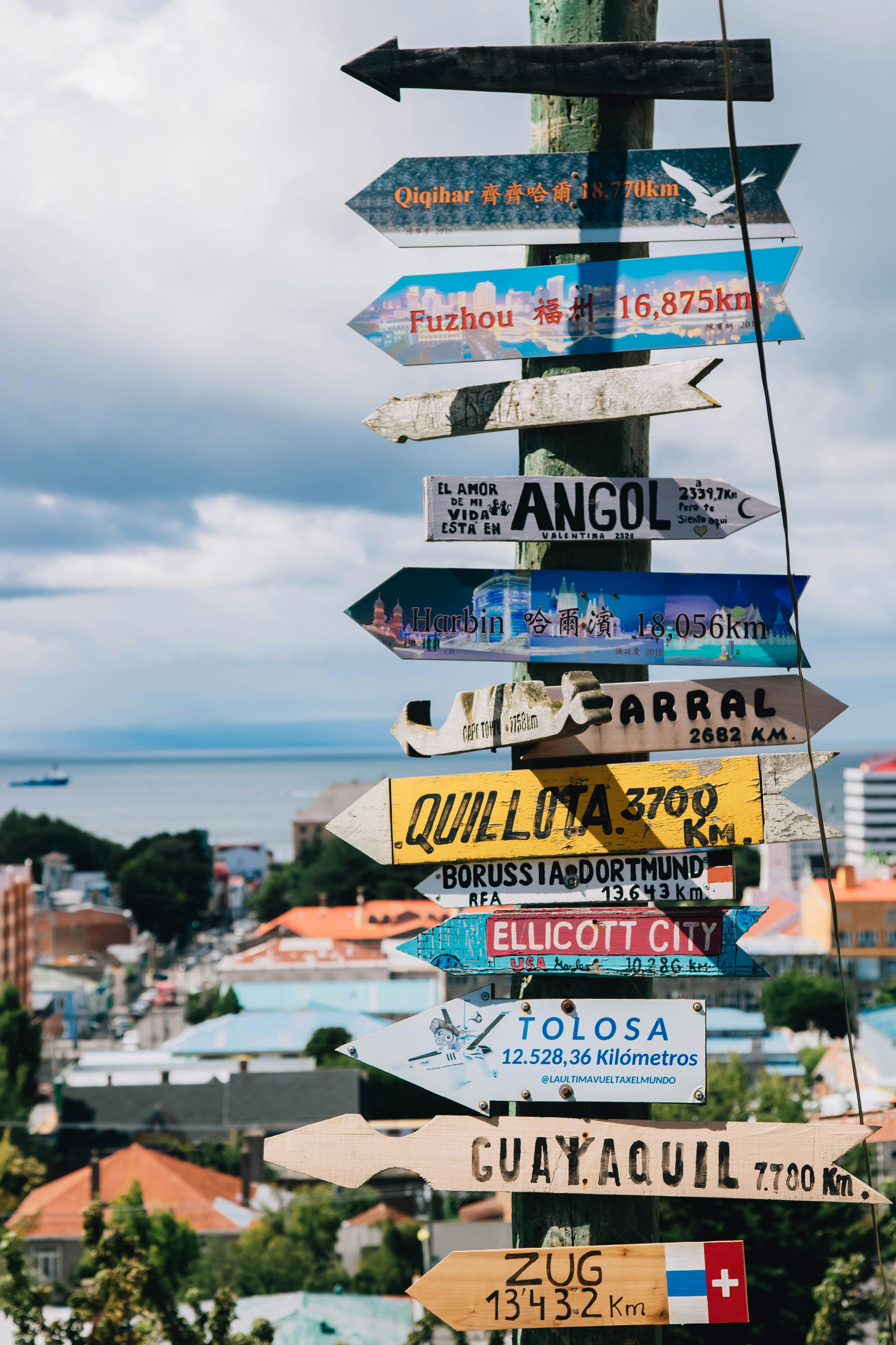 Currency Exchange at Border Crossings