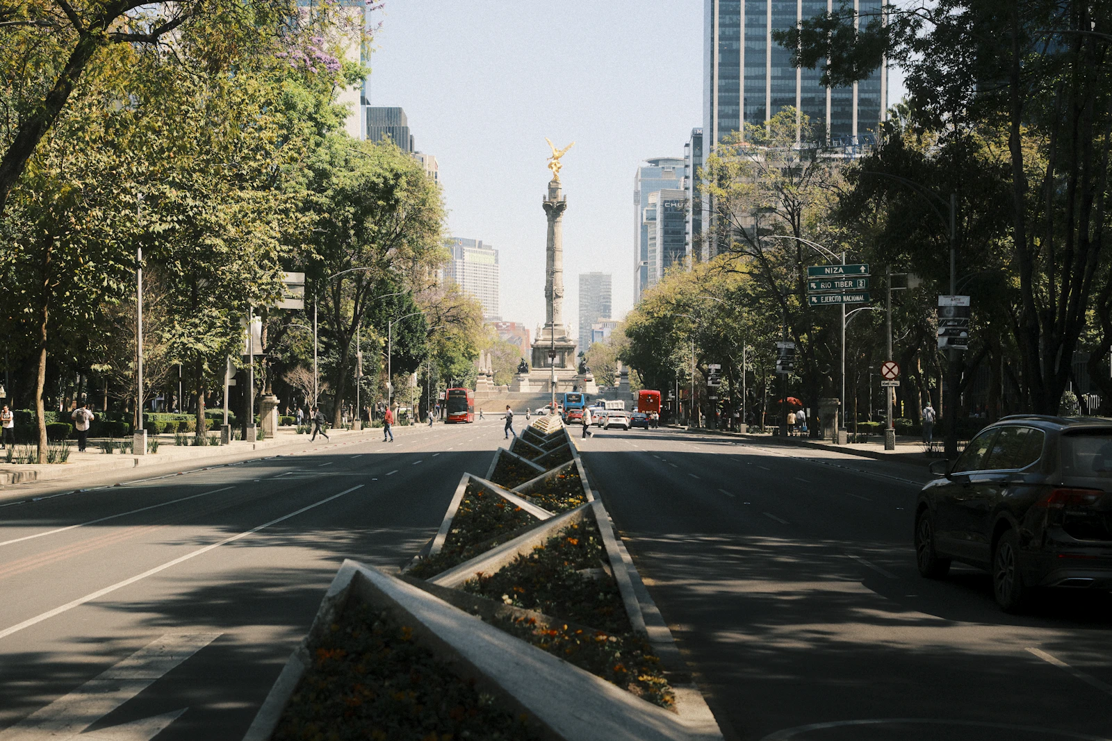 Hotel Alexander: An Intimate Hideaway in Lomas de Chapultepec
