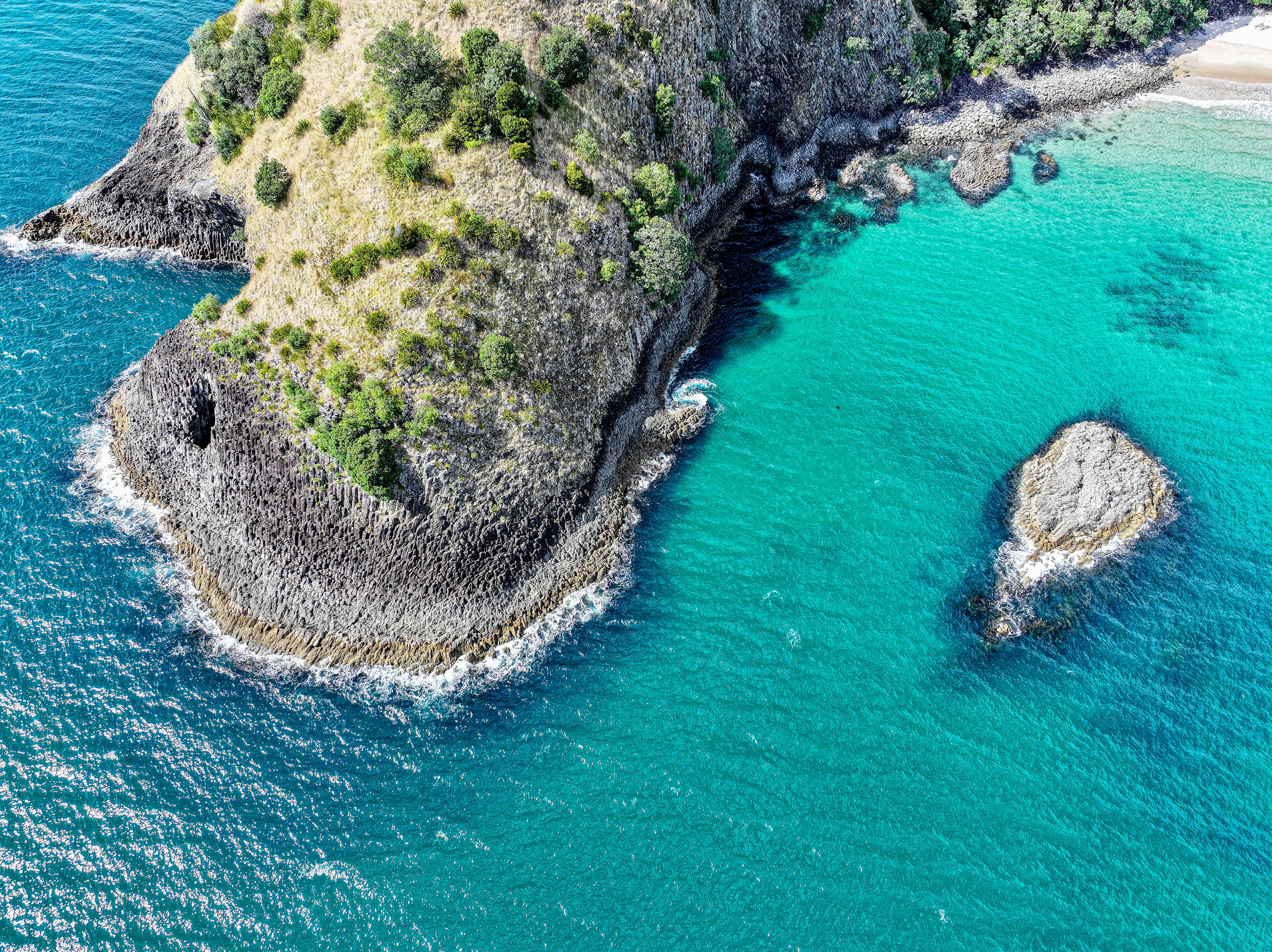 Photo by maximilian_brand