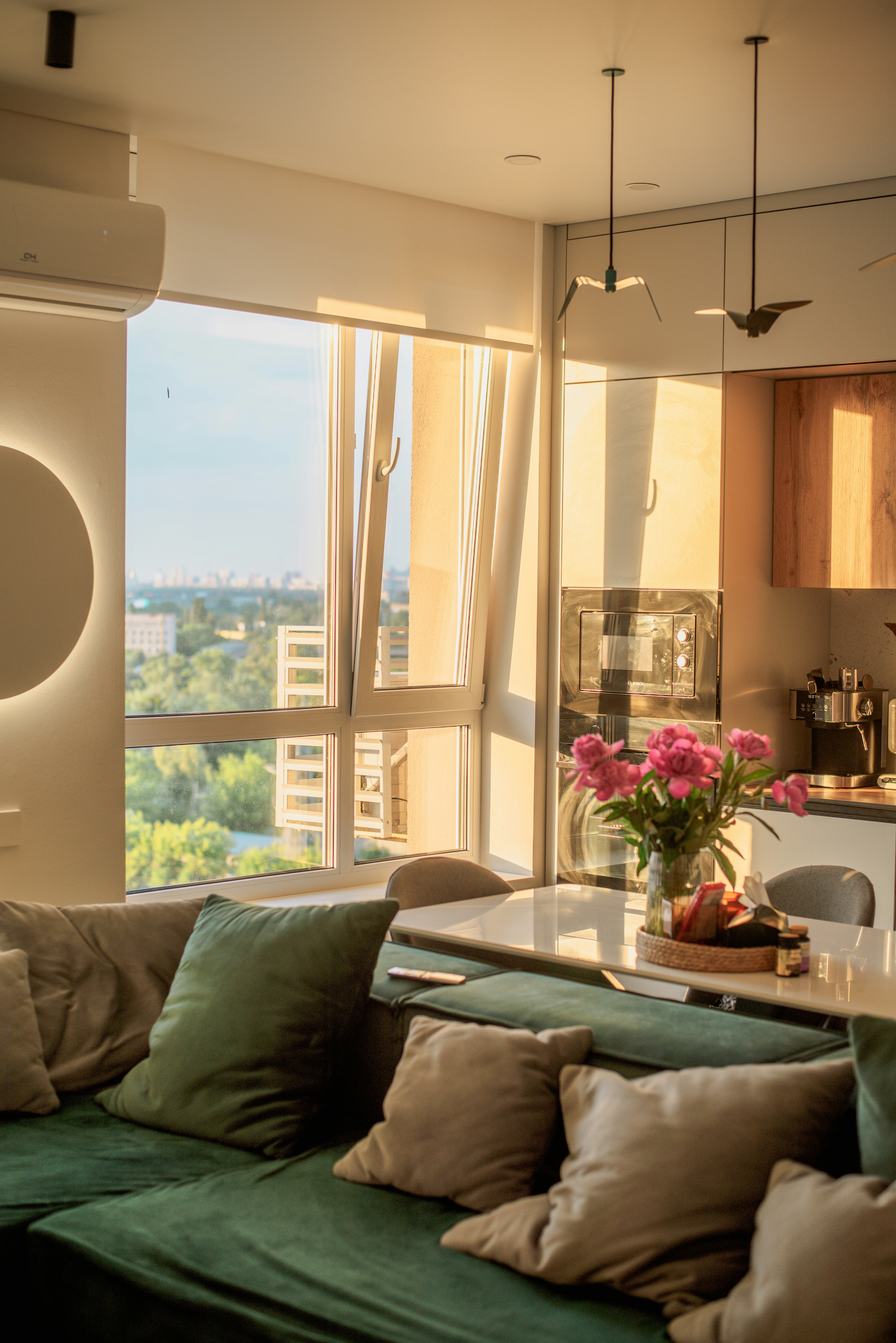 Photo by eugenivy_now