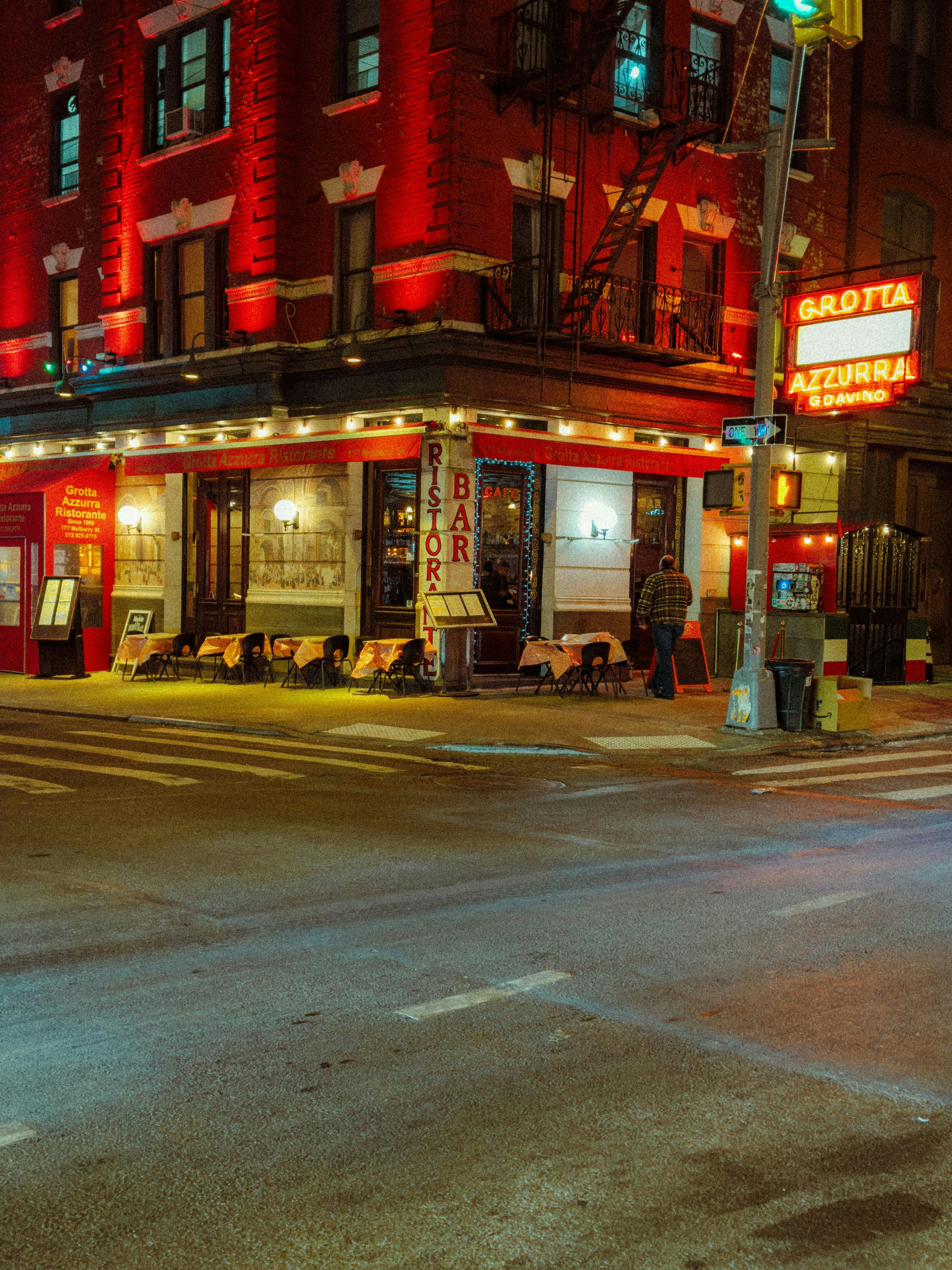 Photo by allenboguslavsky