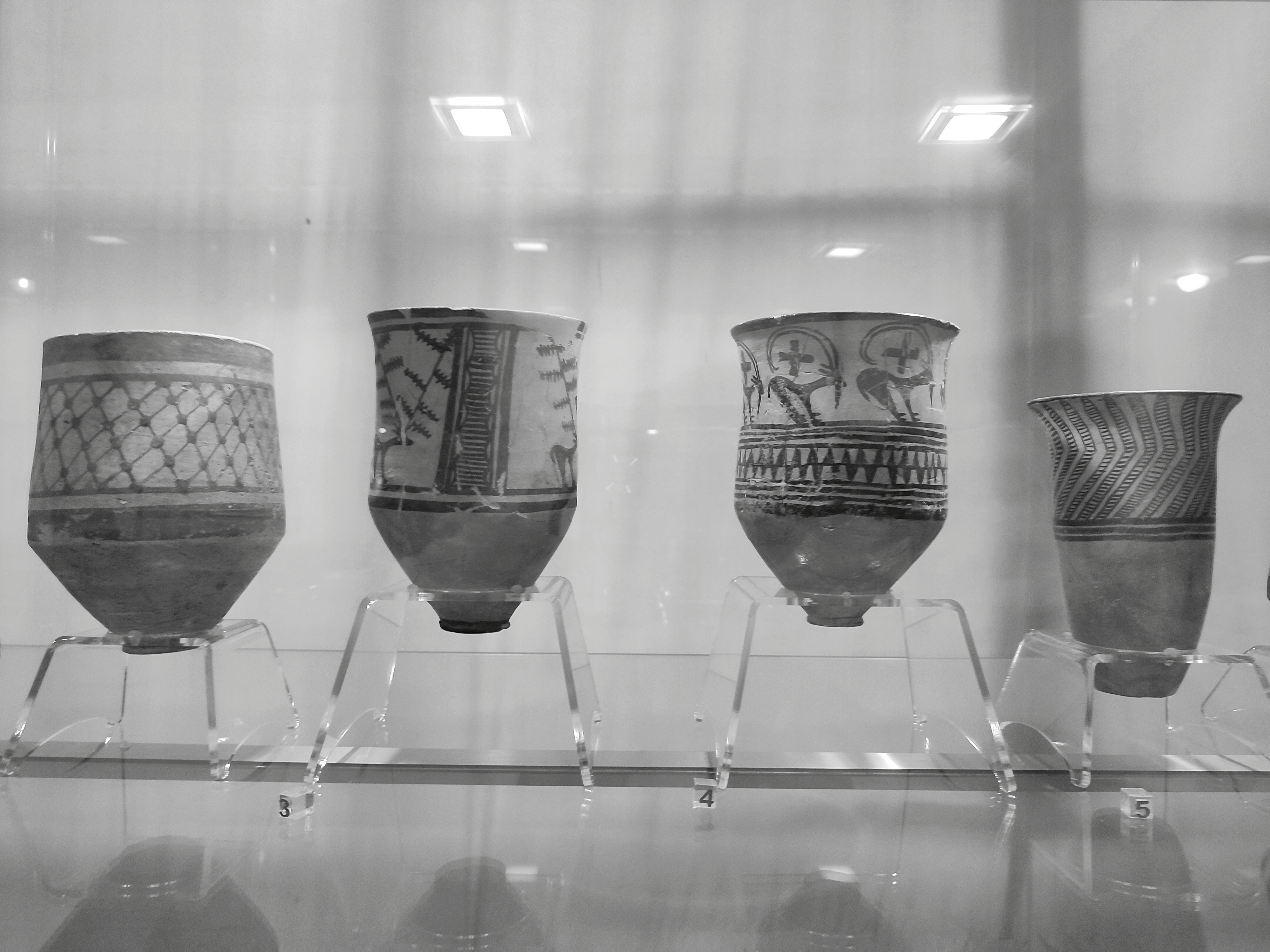 Roman Glass in Ancient Japan: Across the Silk Road and Beyond (image credits: unsplash)