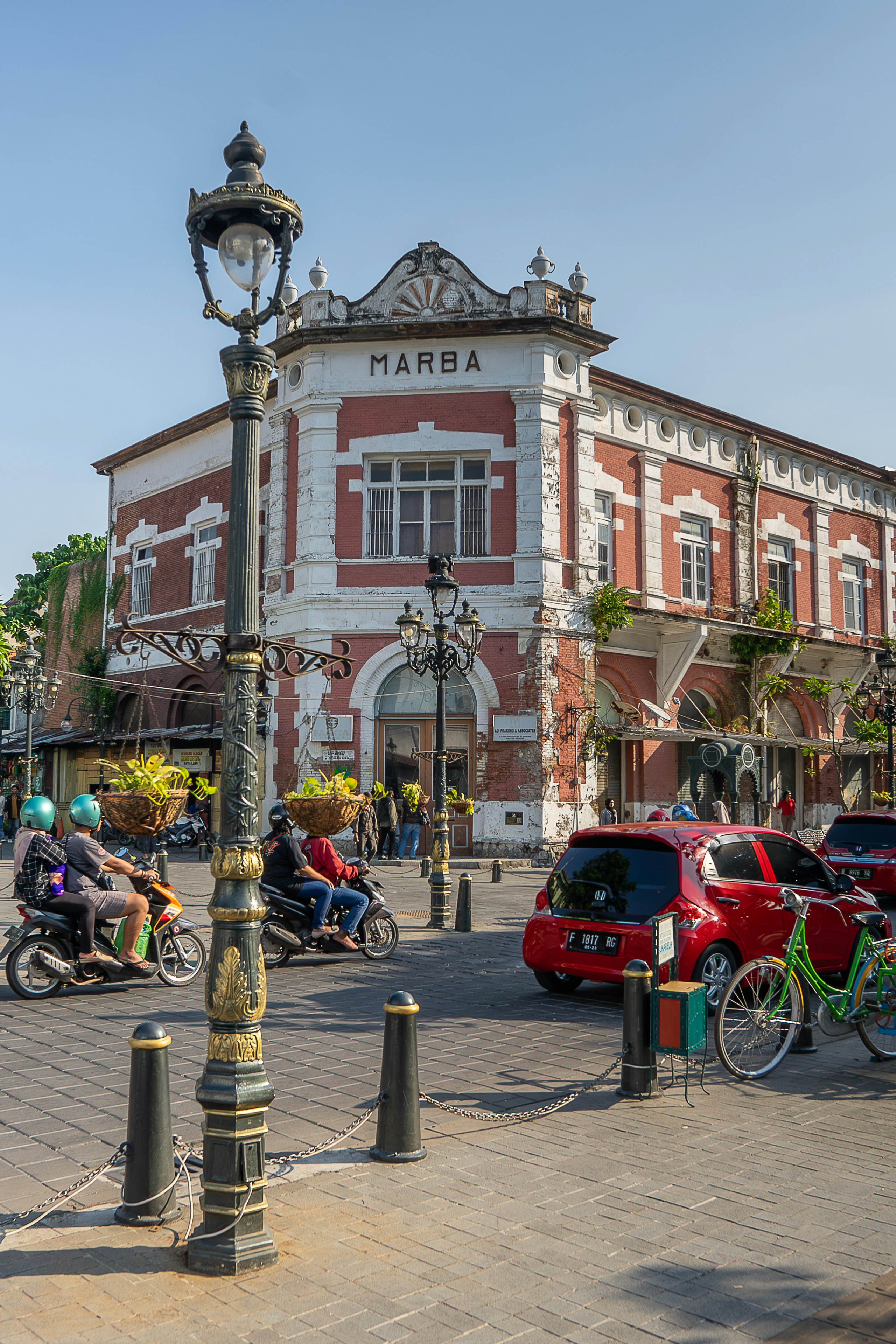 photo-1739500671488-996f0a691f79?ixid=M3wxMjA3fDB8MXxzZWFyY2h8Mnx8c2QlMjBzd2FzdGElMjB0ZXJiYWlrJTIwZGklMjBzZW1hcmFuZ3xlbnwwfHx8fDE3NzIxMjUwNDh8MA\u0026ixlib=rb-4.1.0