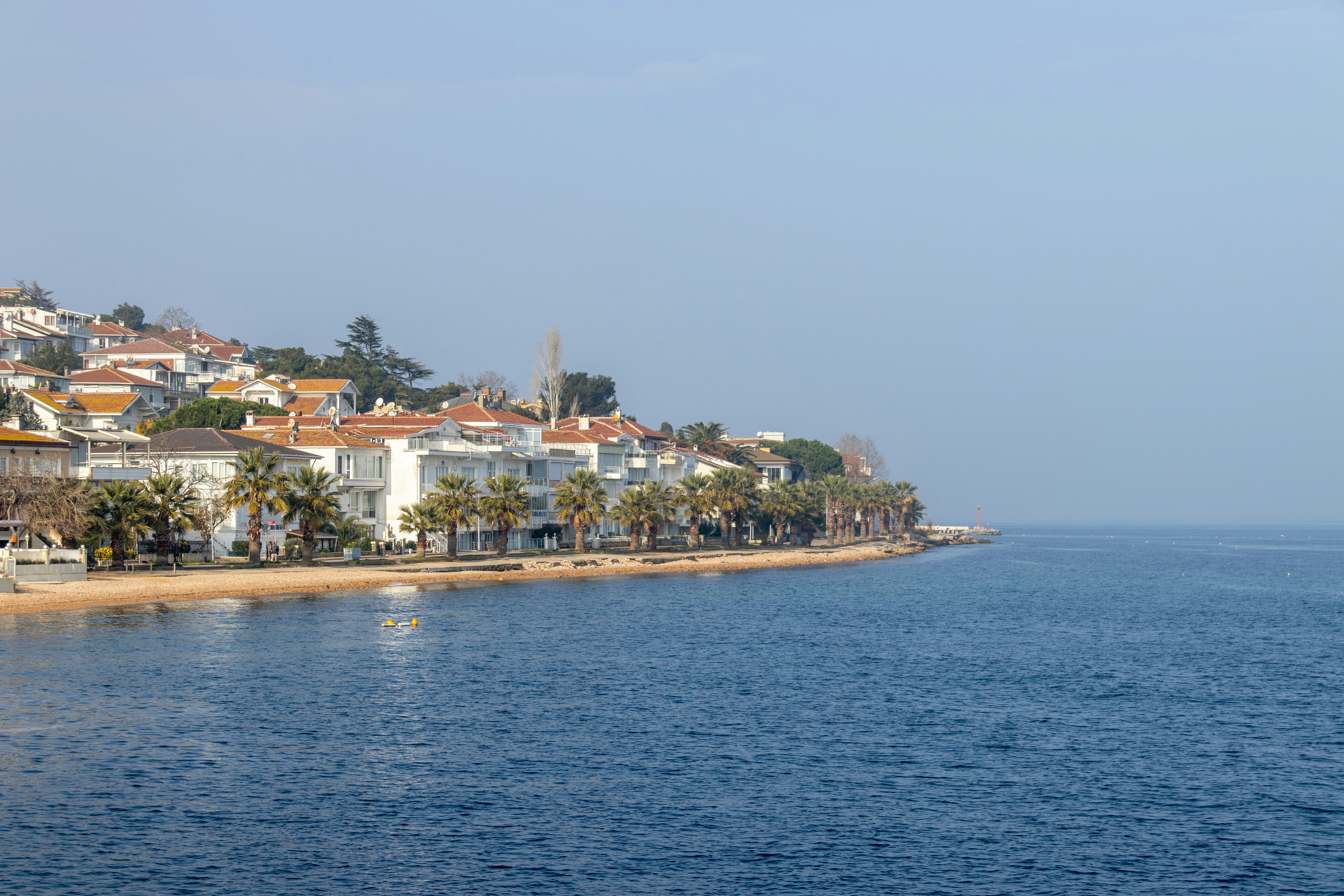 Вид на город с воды