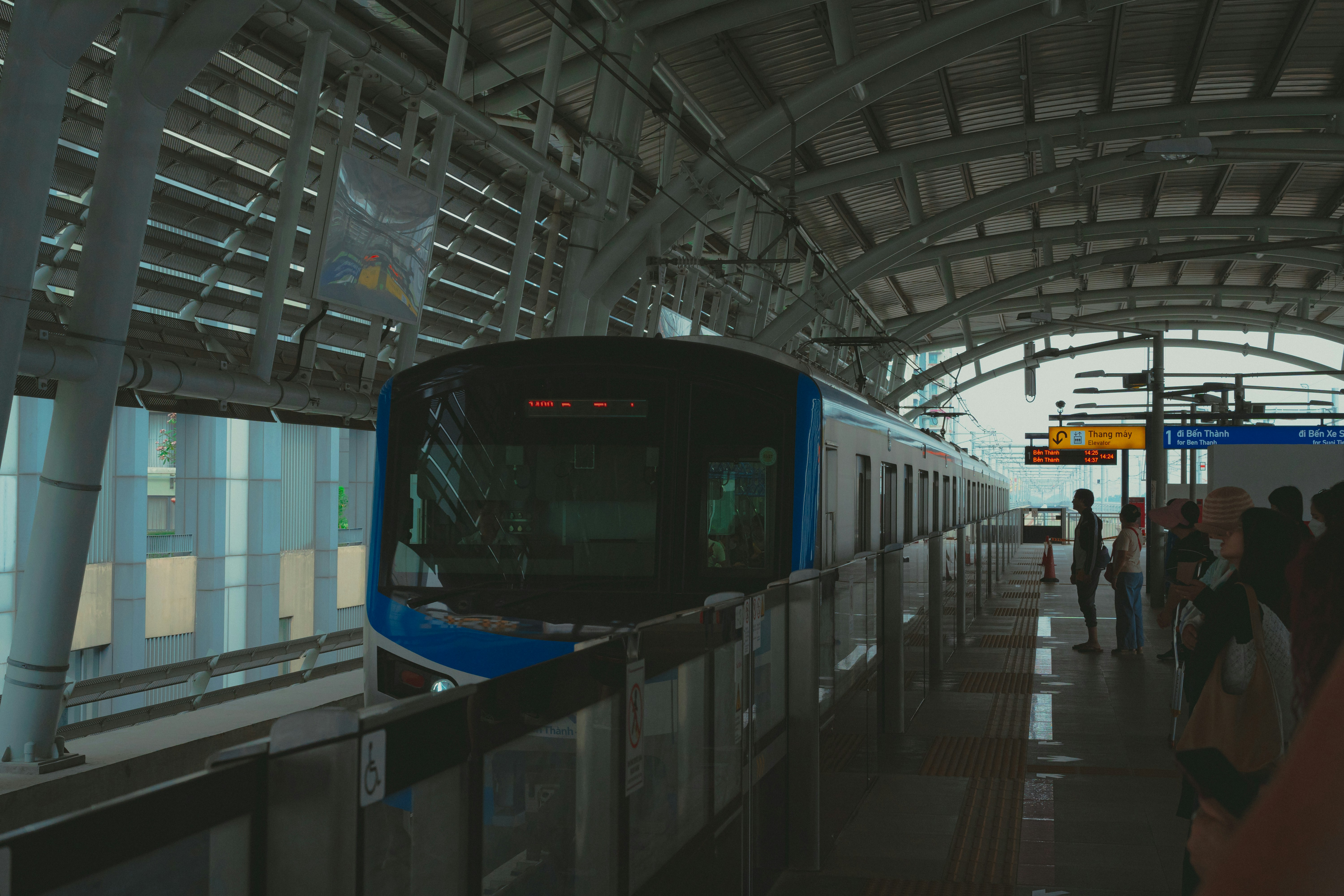 Photo by thejourneyofframes