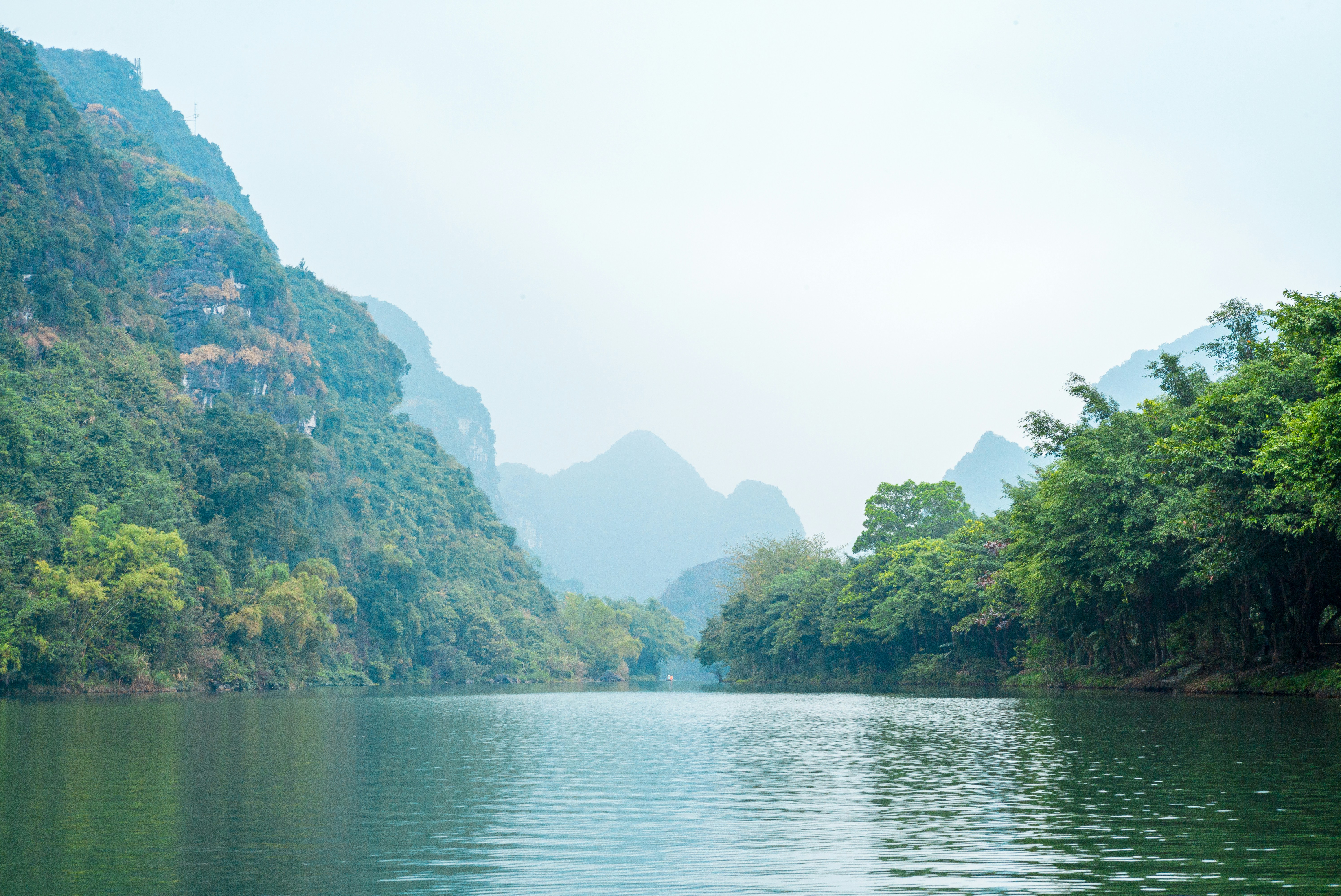 Photo by donguyenkhanhs