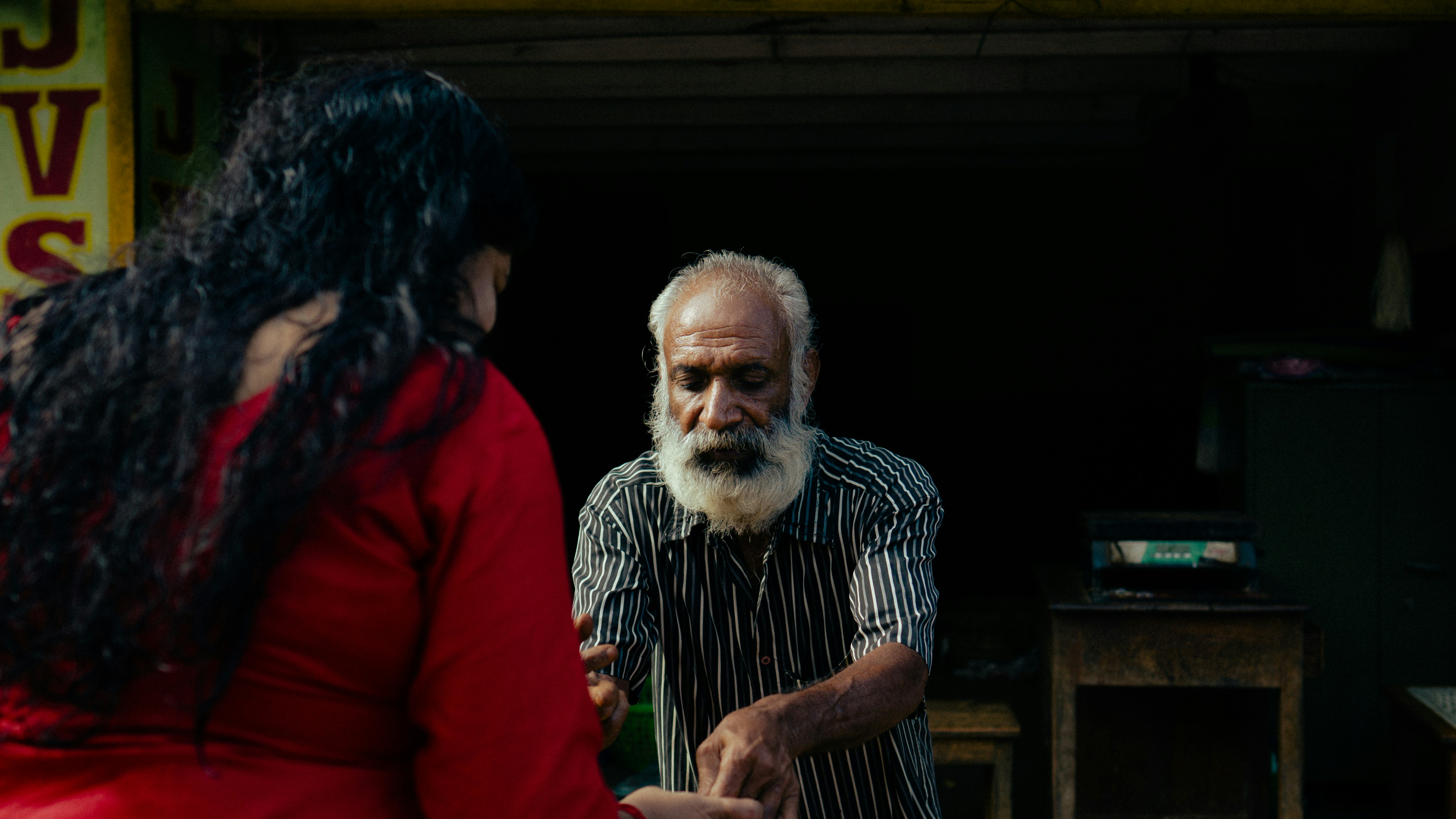 Seniorentablet im Einsatz - einfache Bedienung für ältere Menschen