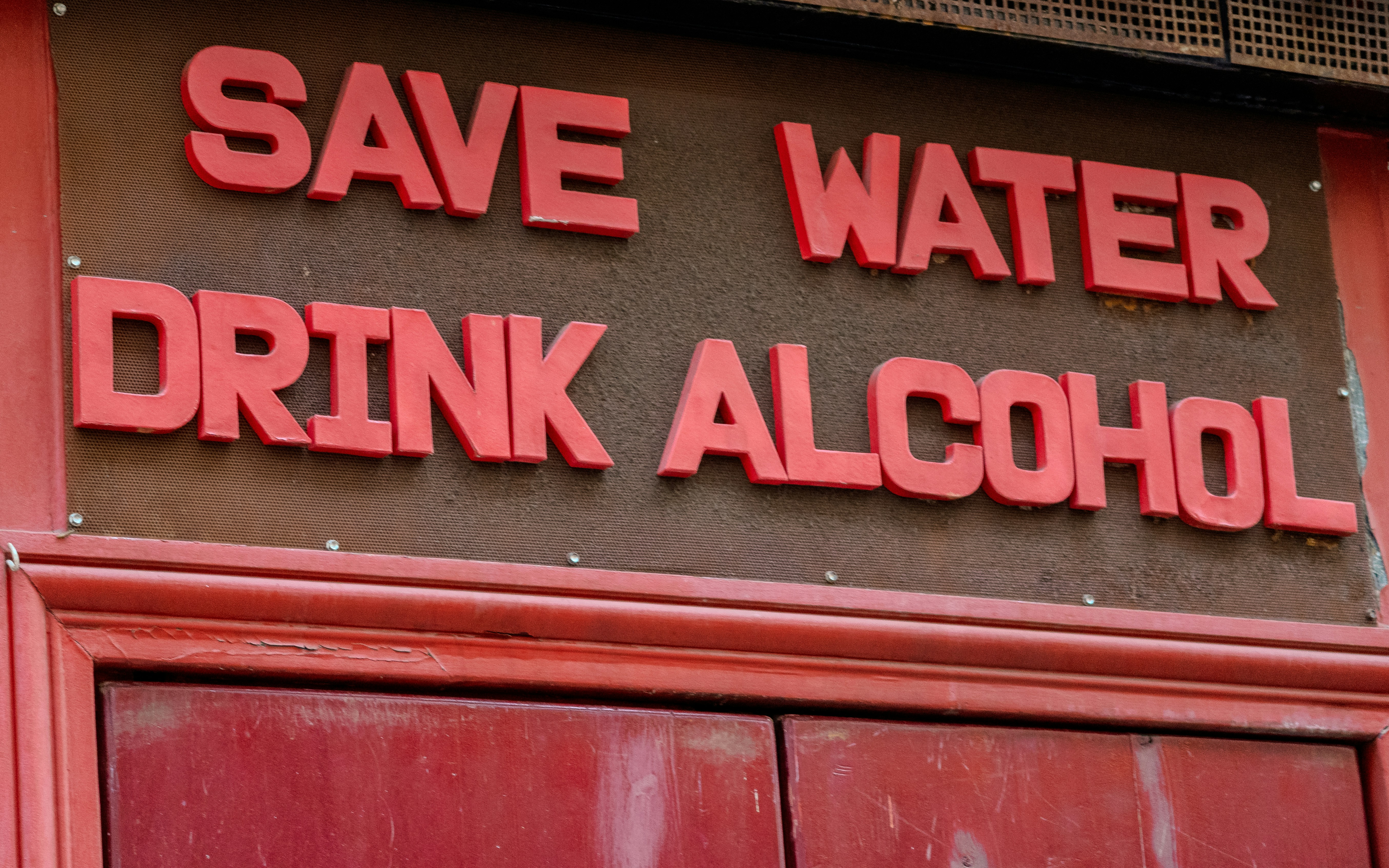 photo-1739729038141-5b46387d715e?ixid=M3wxMjA3fDB8MXxzZWFyY2h8MXx8c2F2ZSVFMCVCOCVBQSVFMCVCOCVBMyVFMCVCOCVCMCVFMCVCOSU4MSVFMCVCOCU4MSVFMCVCOSU4OSVFMCVCOCVBN3xlbnwwfHx8fDE3Njg5MzE5NjZ8MA\u0026ixlib=rb-4.1.0