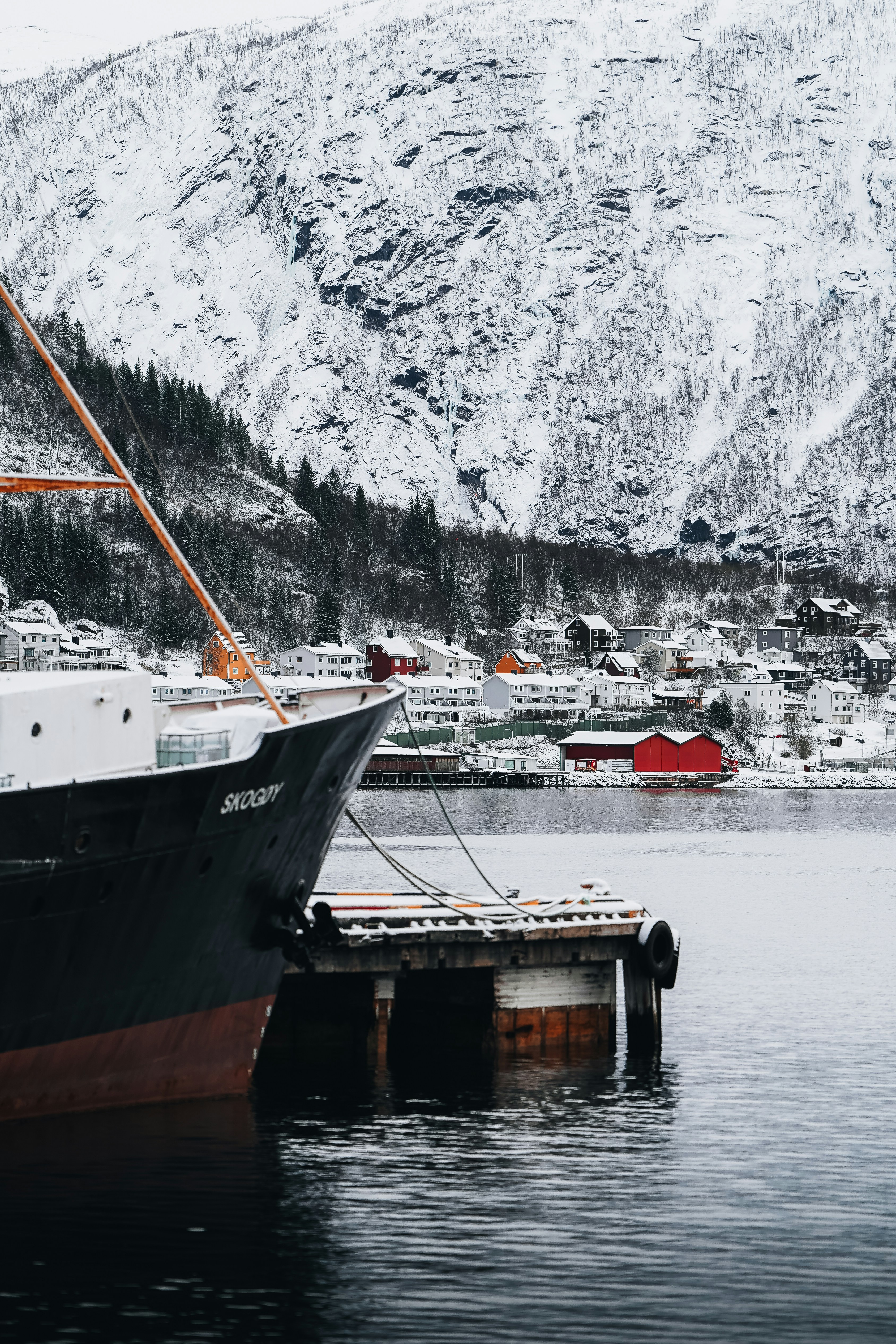 Photo by kevin_charit