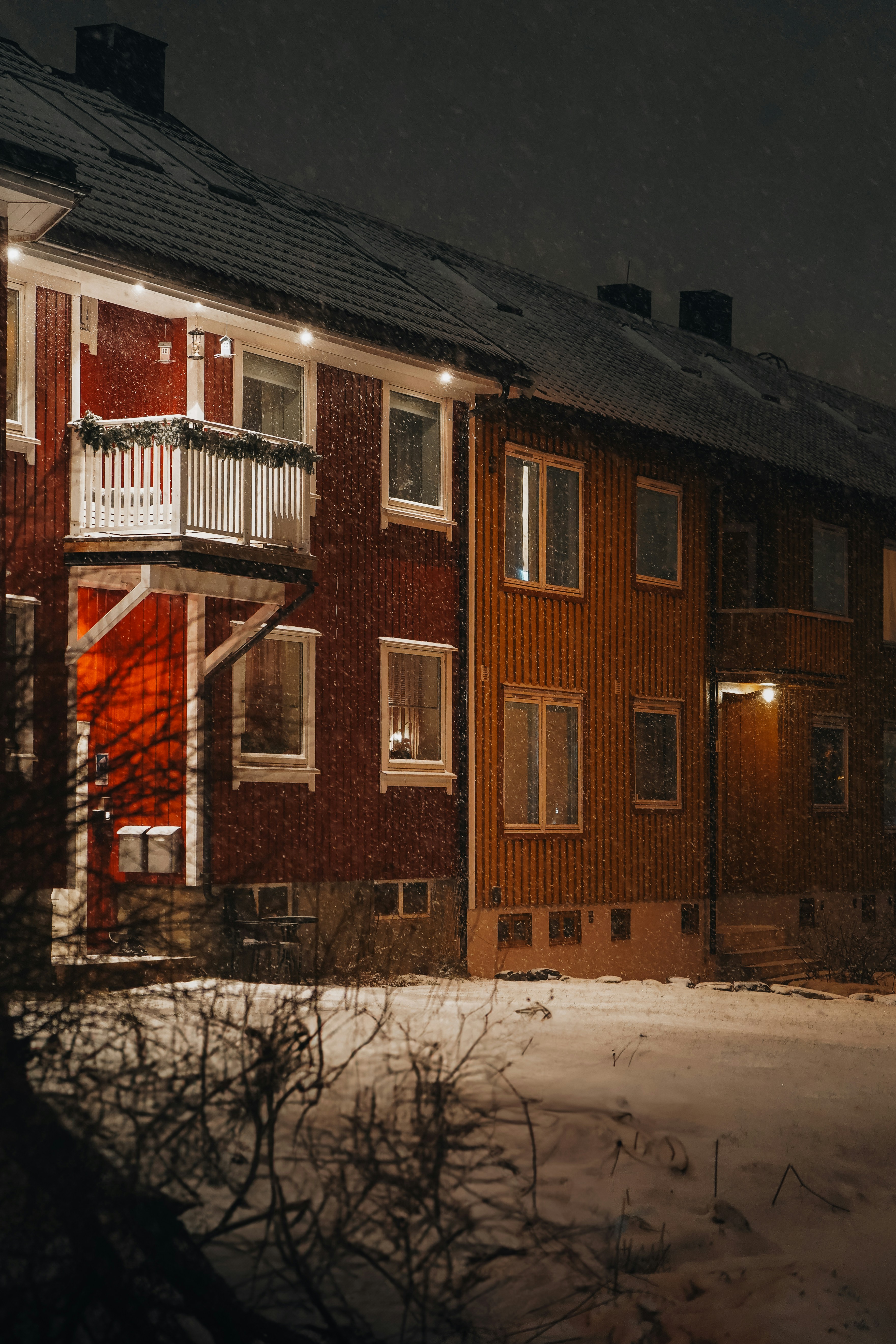 Photo by kevin_charit