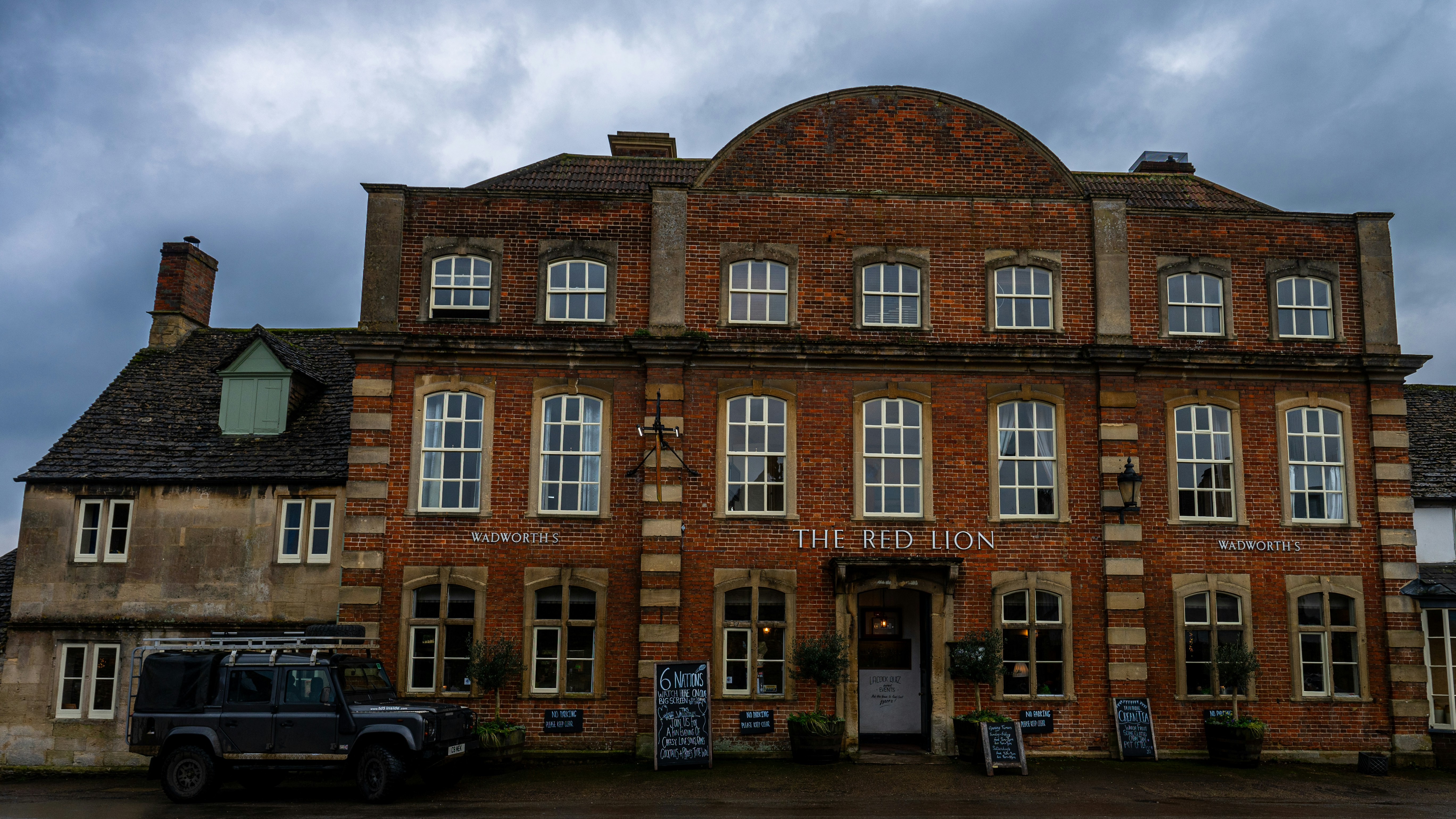 Photo by tobydagenhart