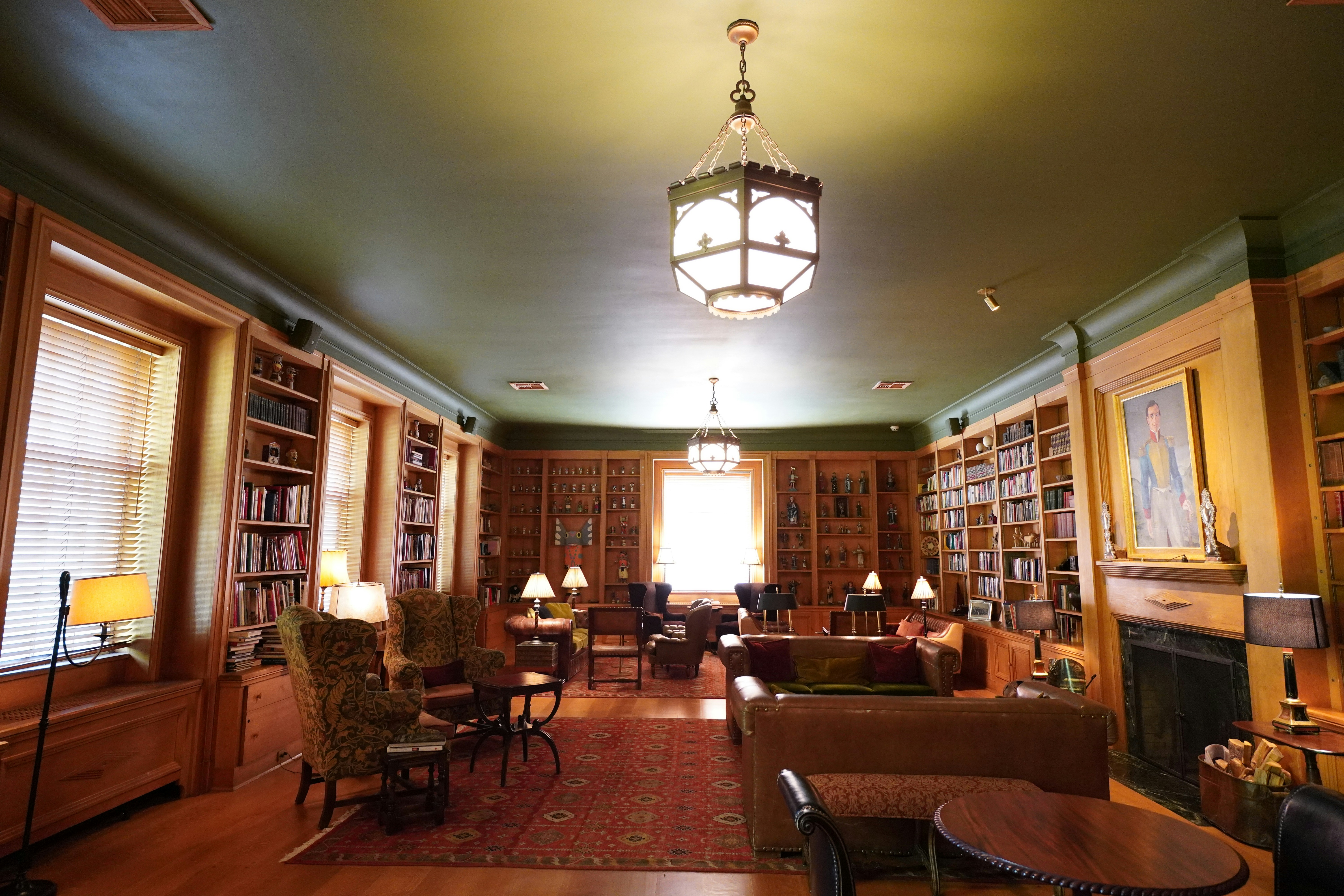 Rooms Full of Stories: How the Best British Inns Wear Their Local Identity With Pride