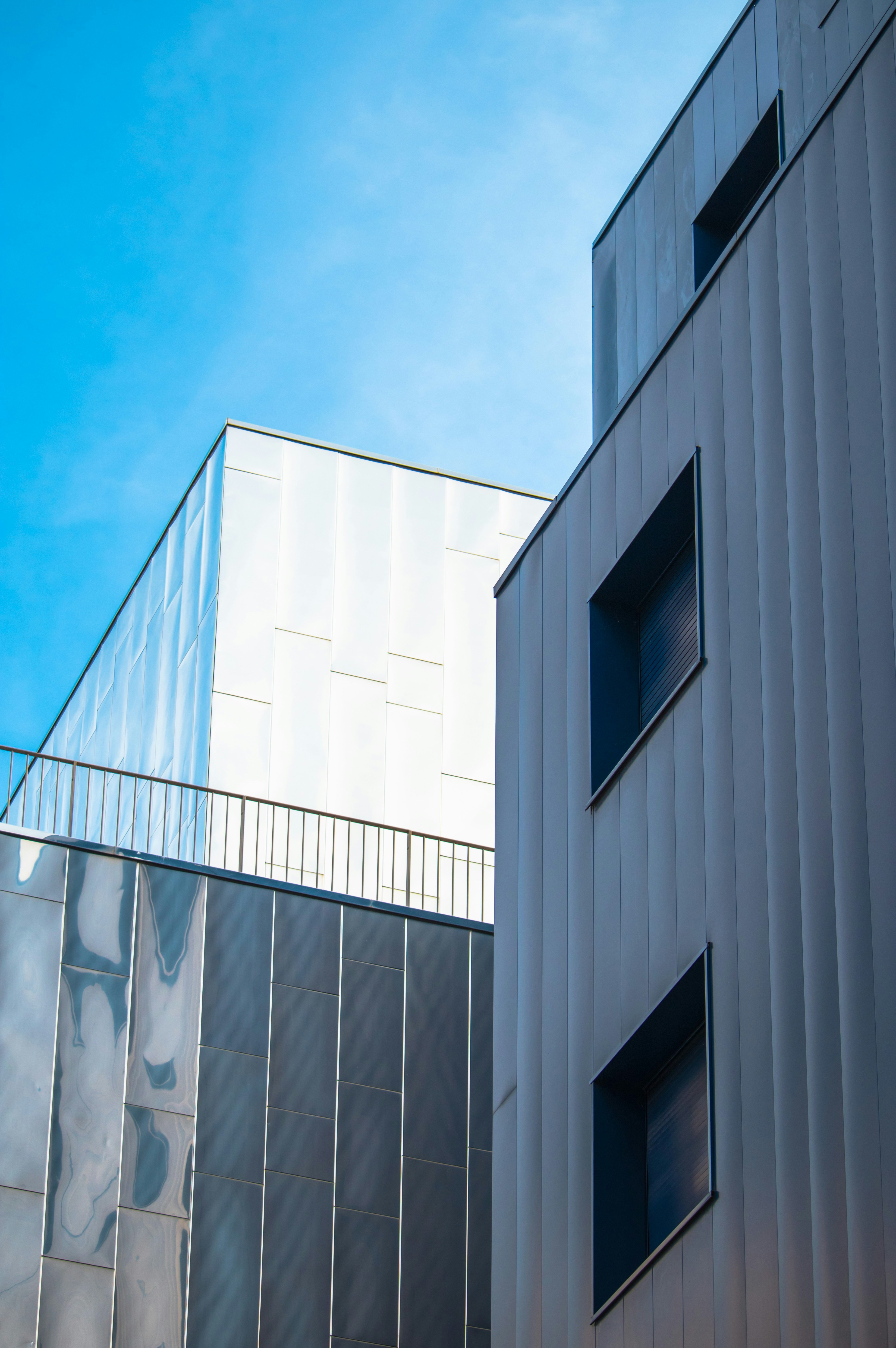 Photo by lucasgallone