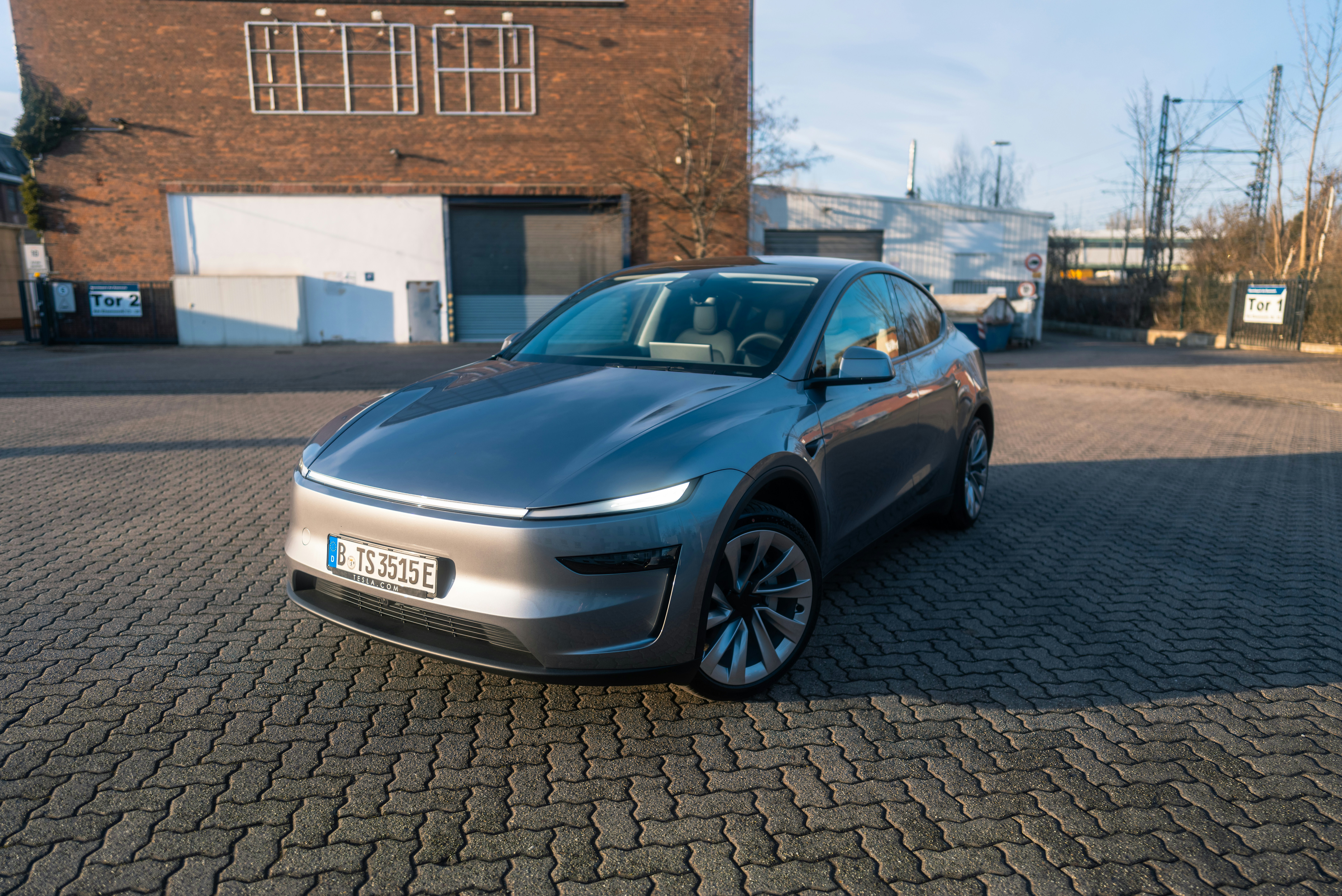 Tesla Full Self-Driving (FSD) Is Worth $100 a Month