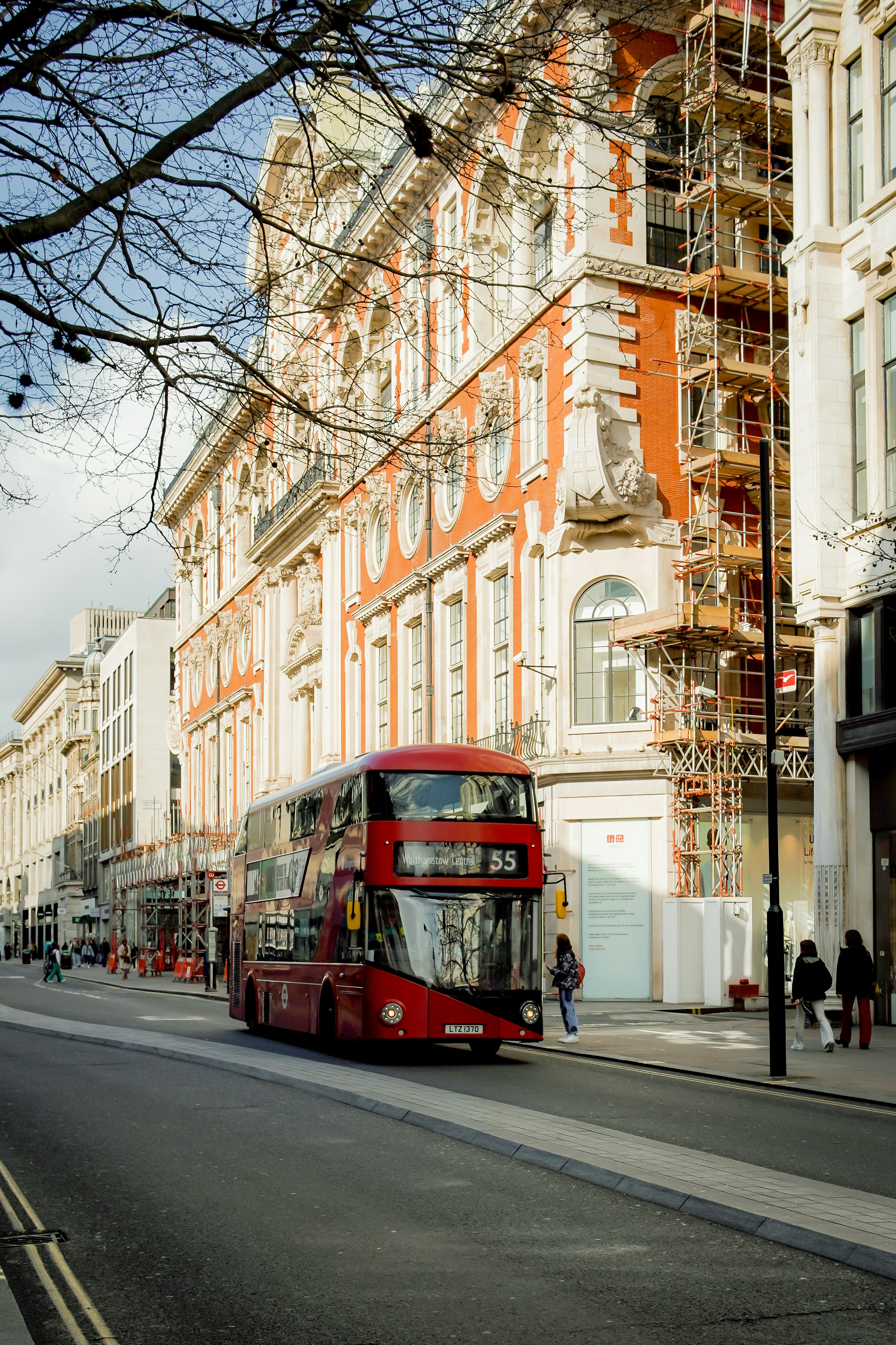 Photo by framethestreets