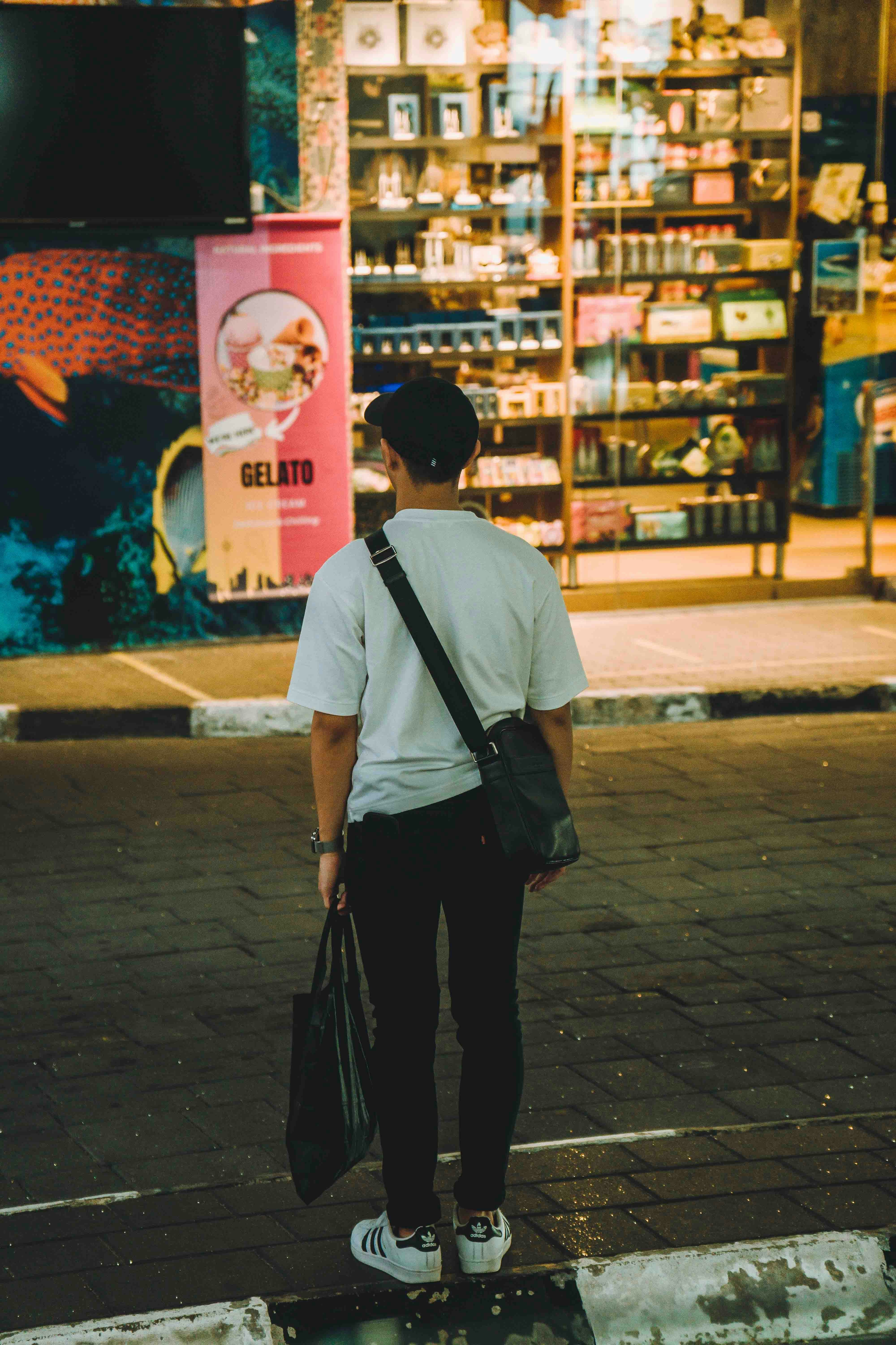 Photo by thejourneyofframes