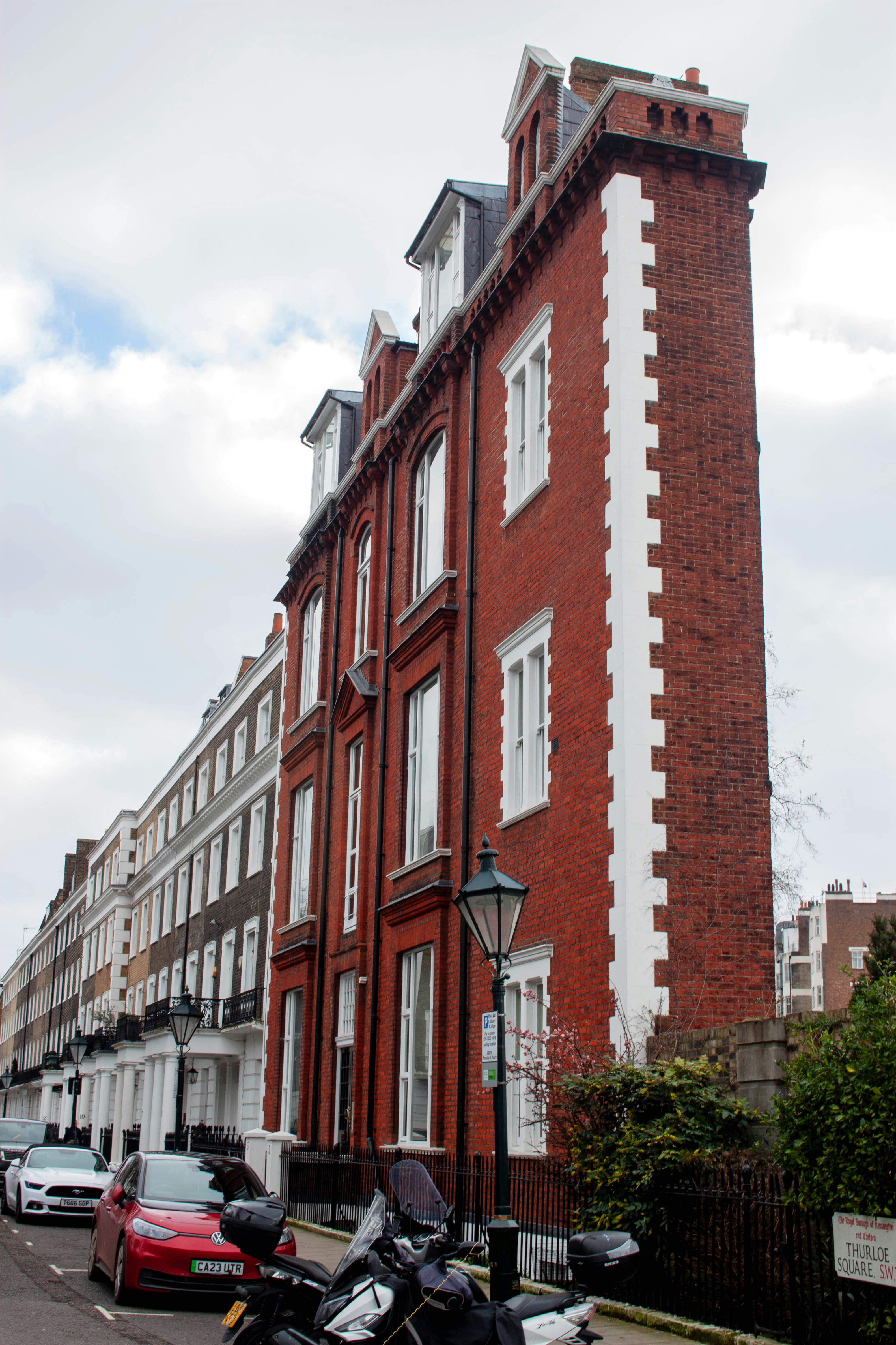 Photo by kamillaisalieva