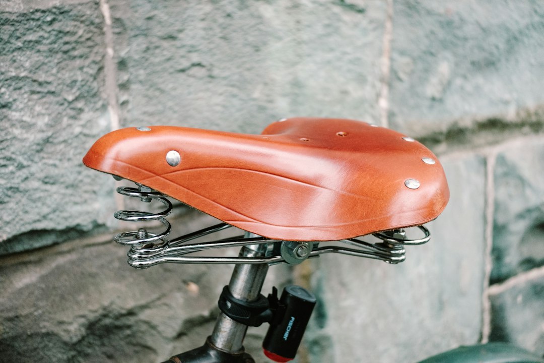 english leather saddle closeup