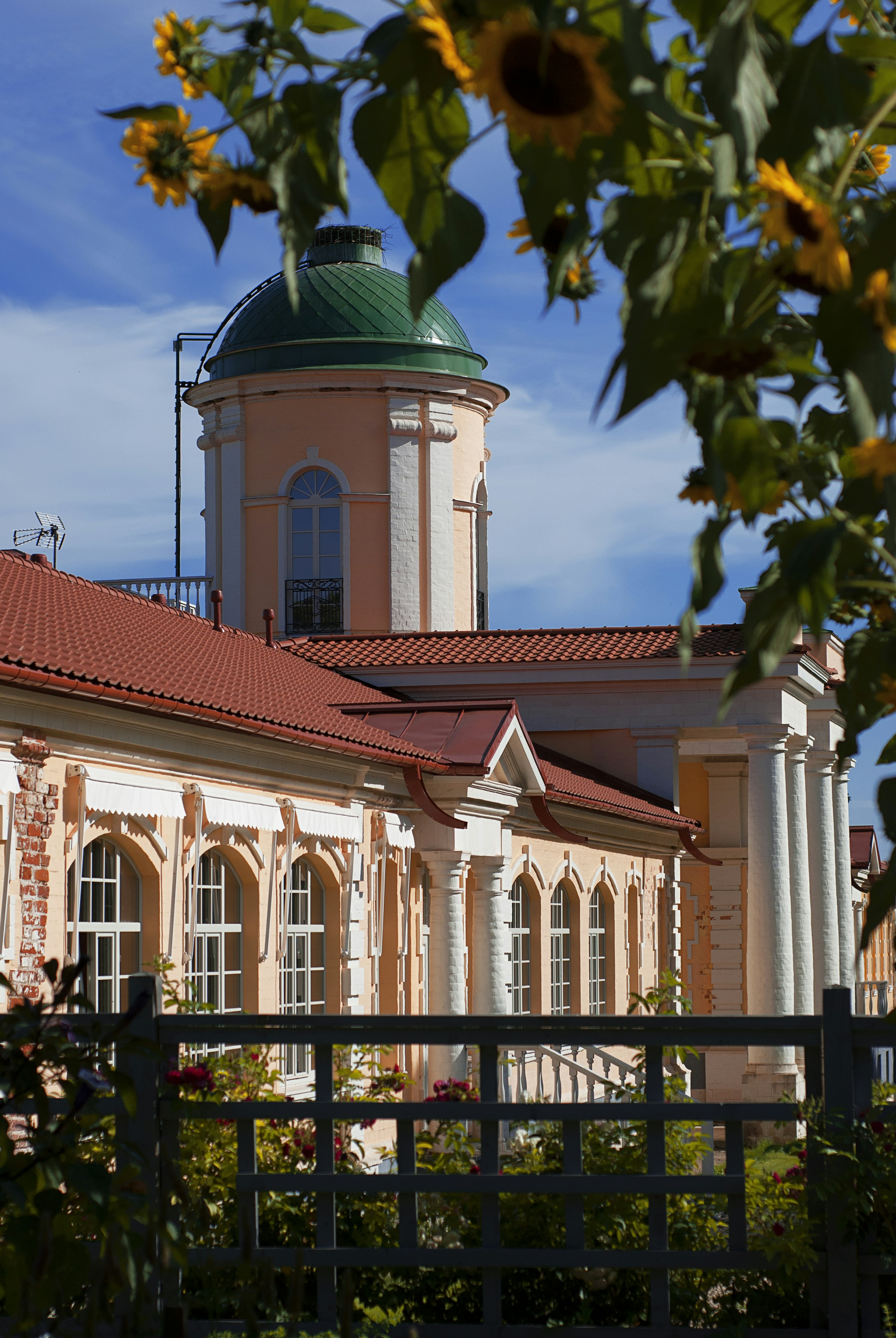 Photo by kovalskihelga