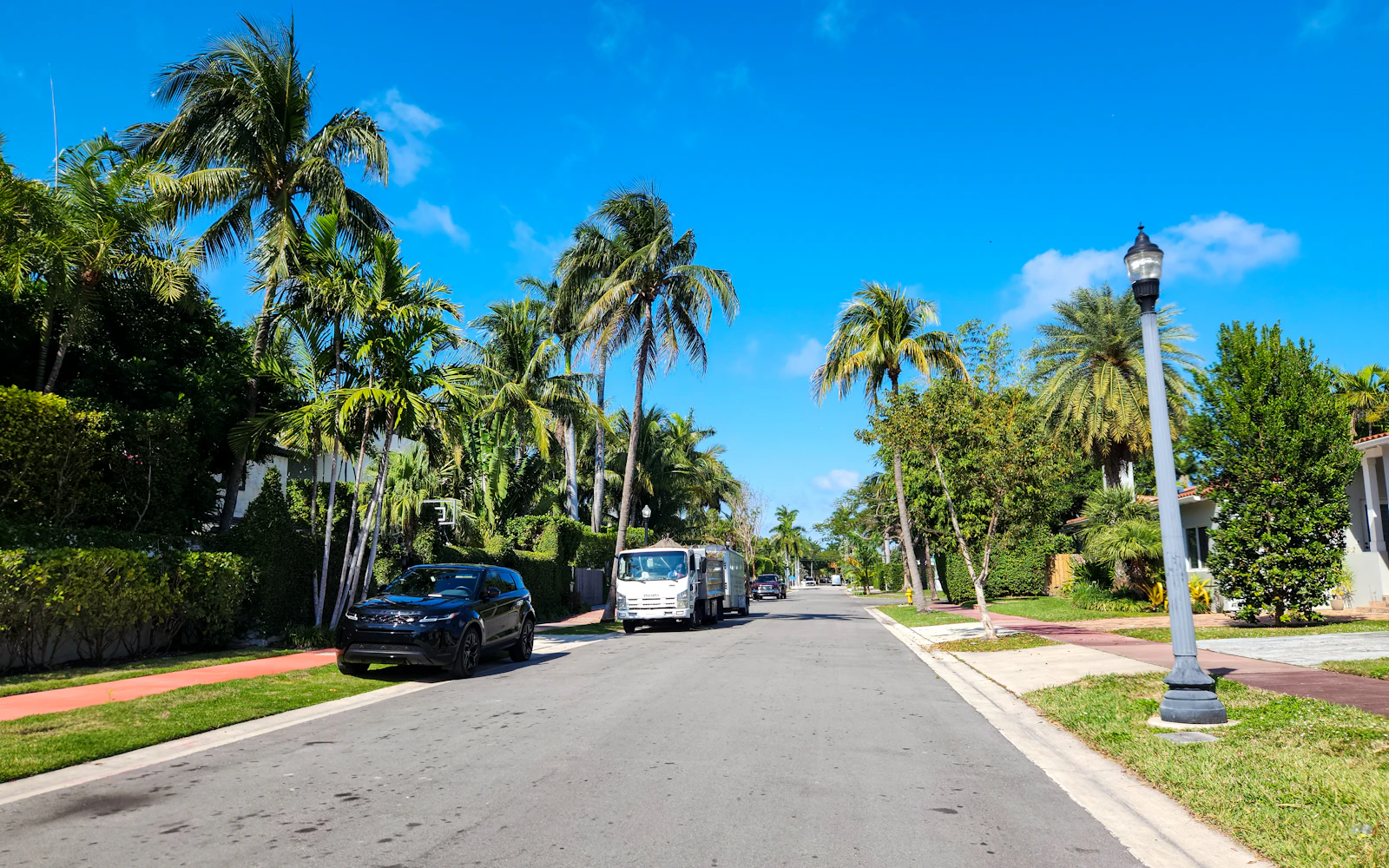 Calles con jardineras