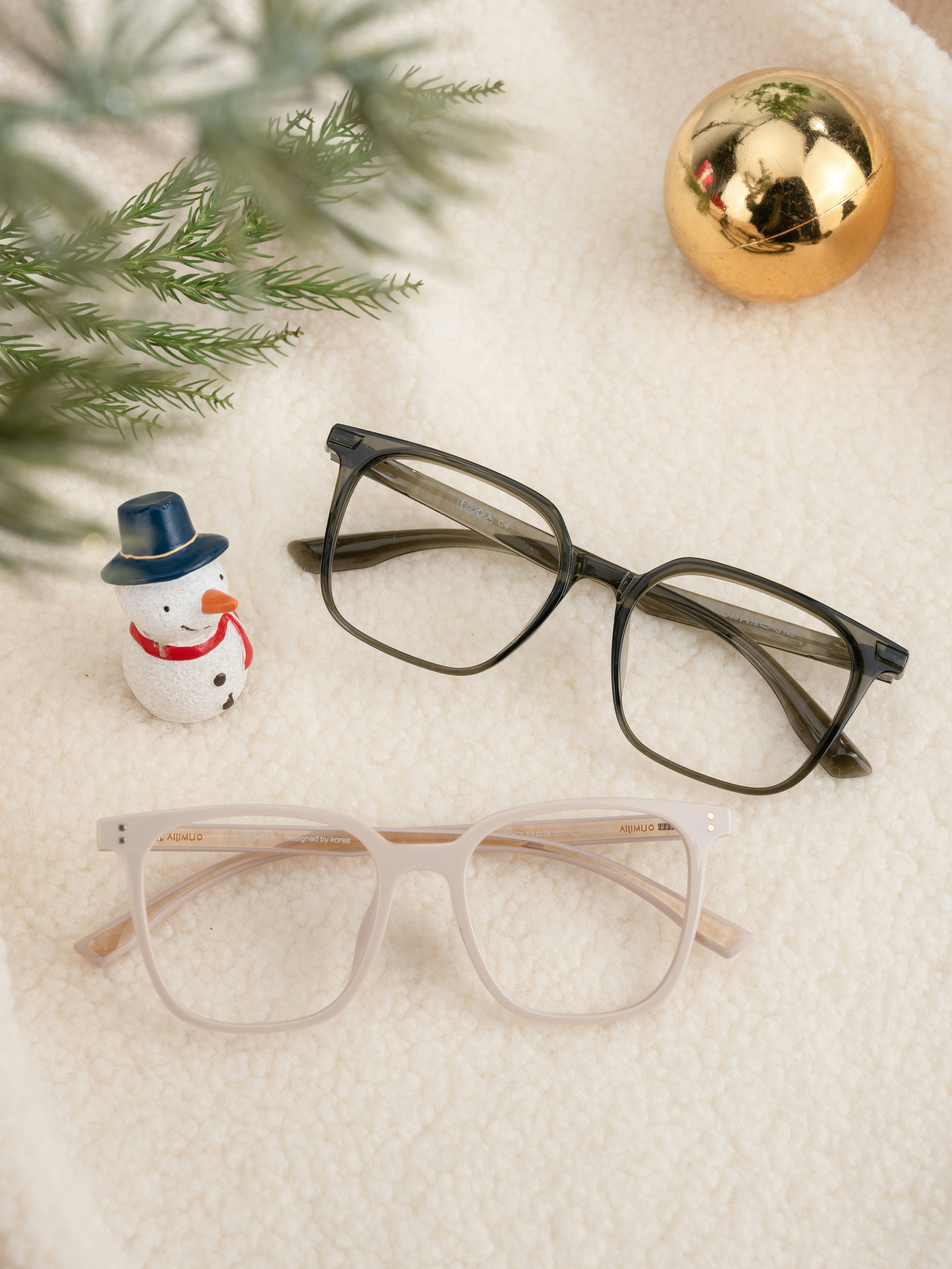 Photo by glassesshop_9