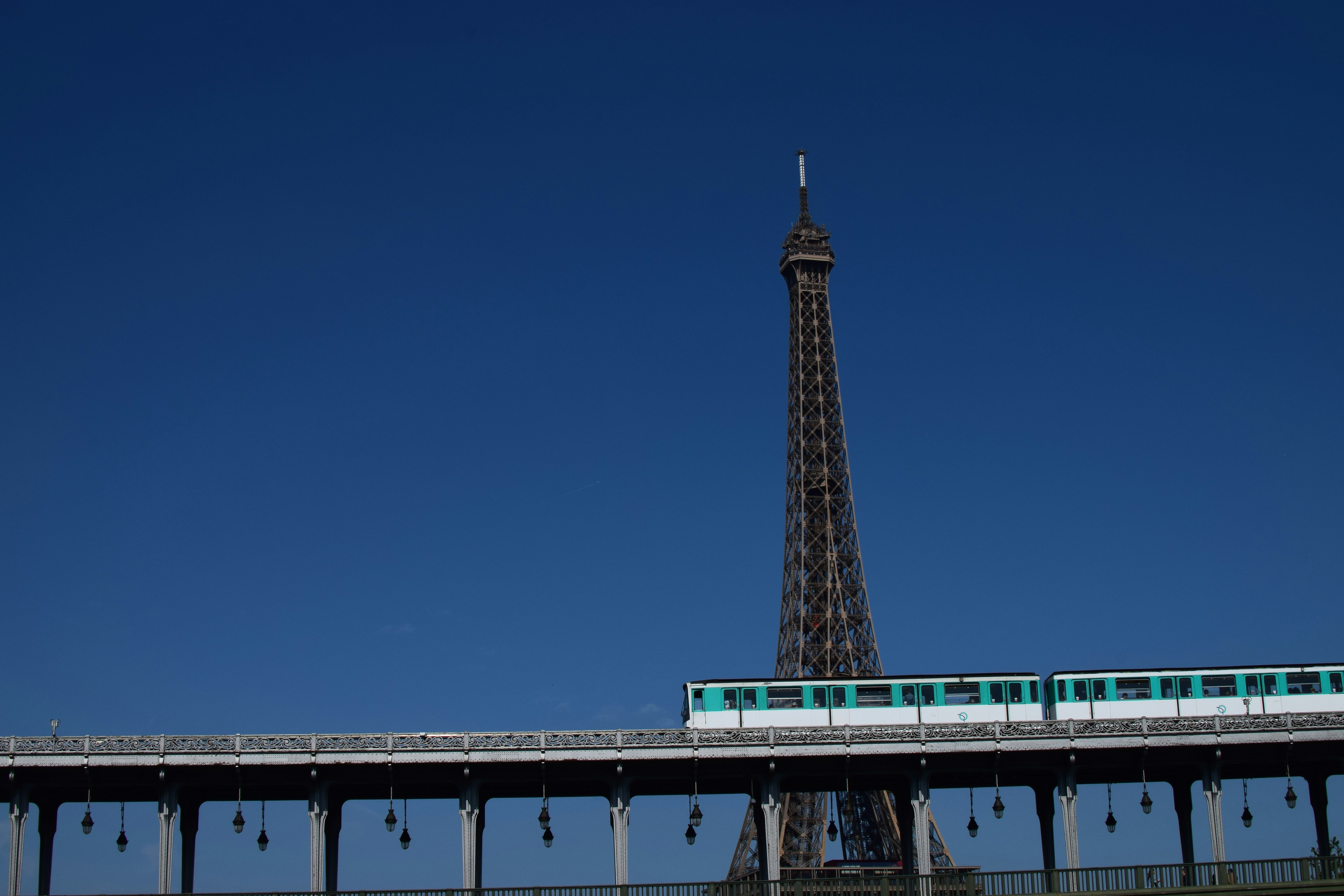 France weekend trips from Paris by train