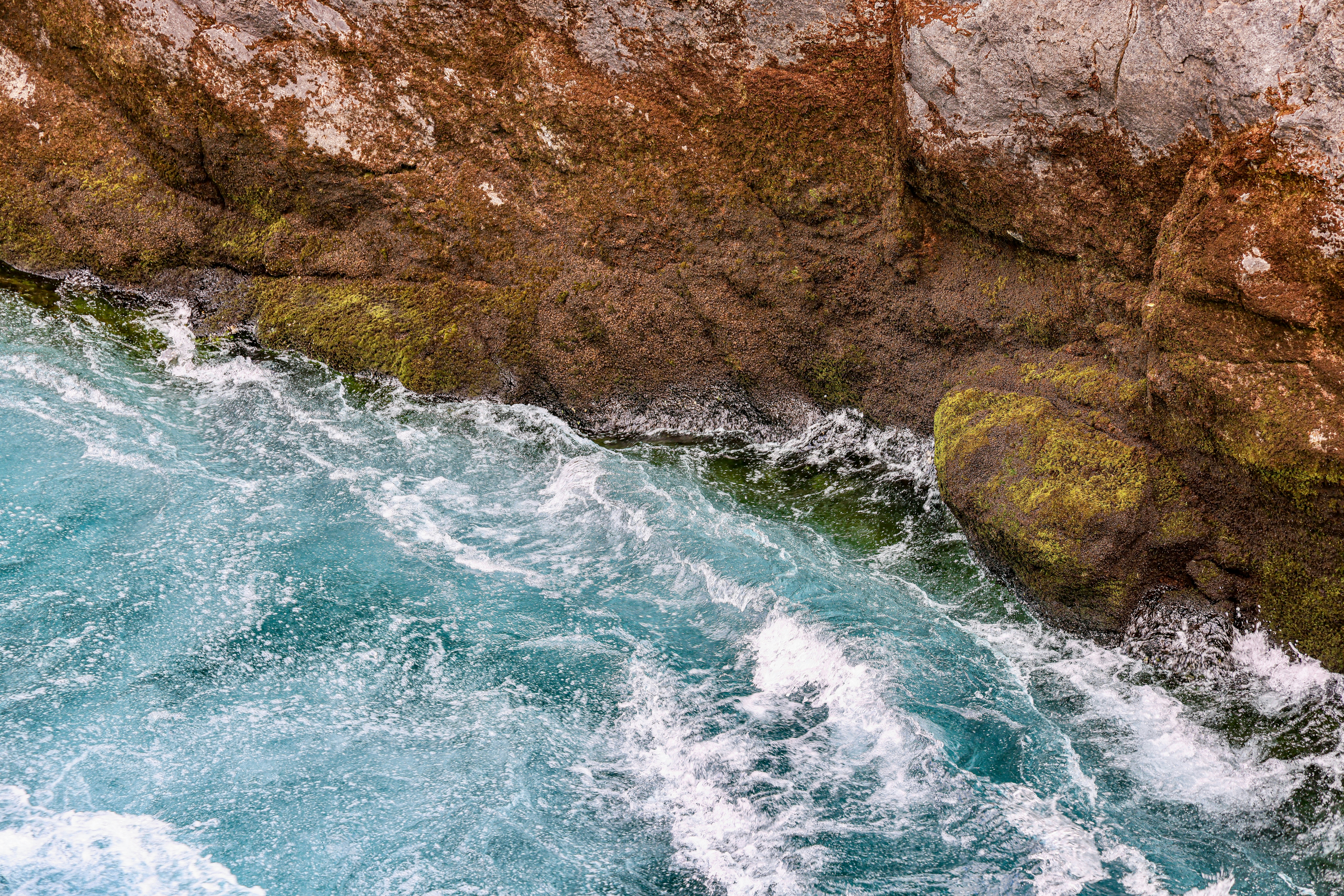 Photo by maximilian_brand