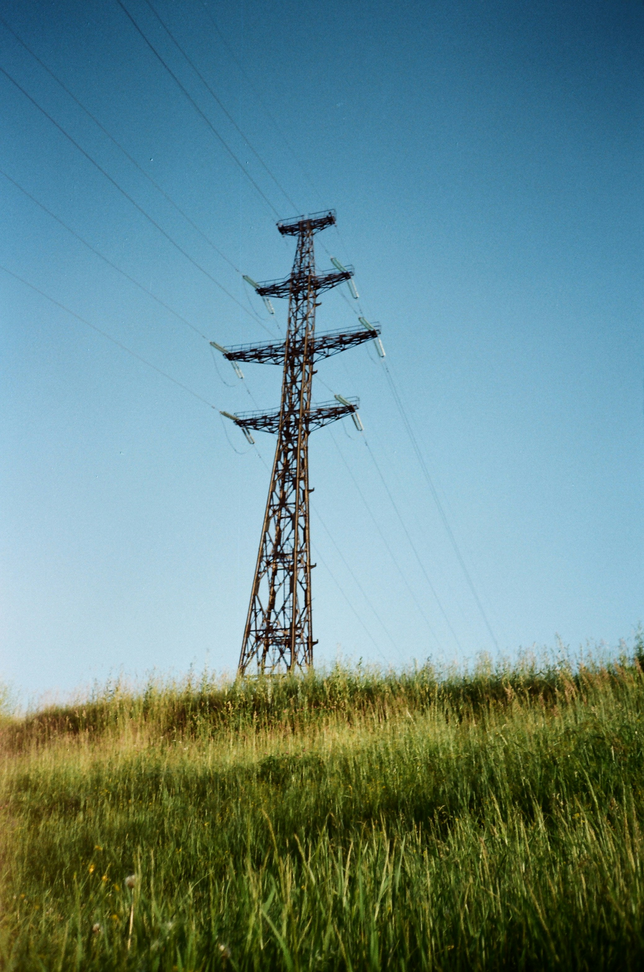 Distributed Home Energy Hubs in 2026: Building Clinician‑Grade Observability for Power and Health