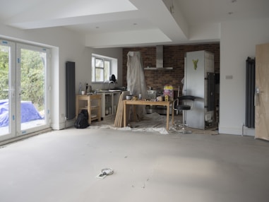 A room that has a lot of windows in it