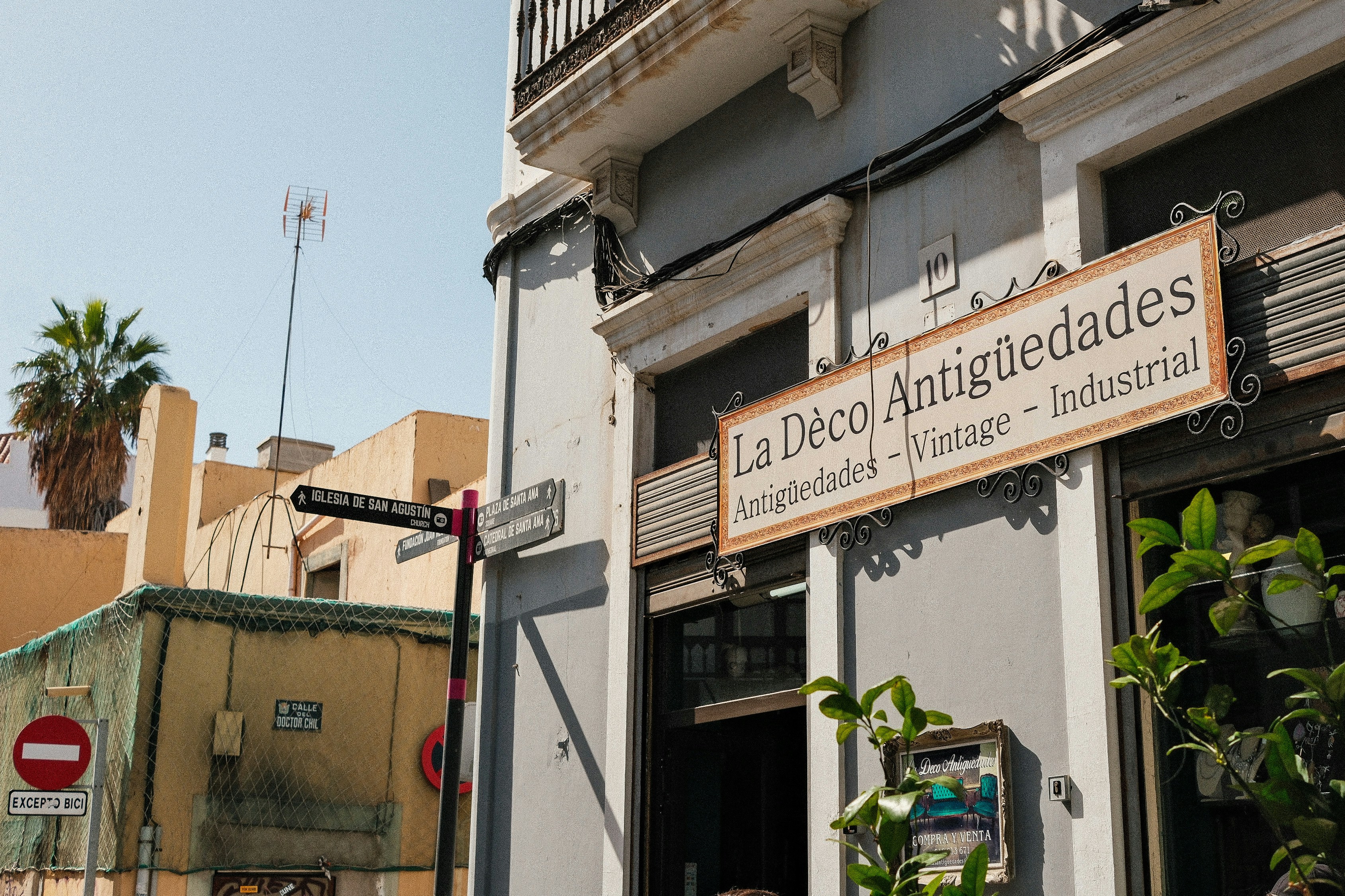 A building with a sign on the front of it