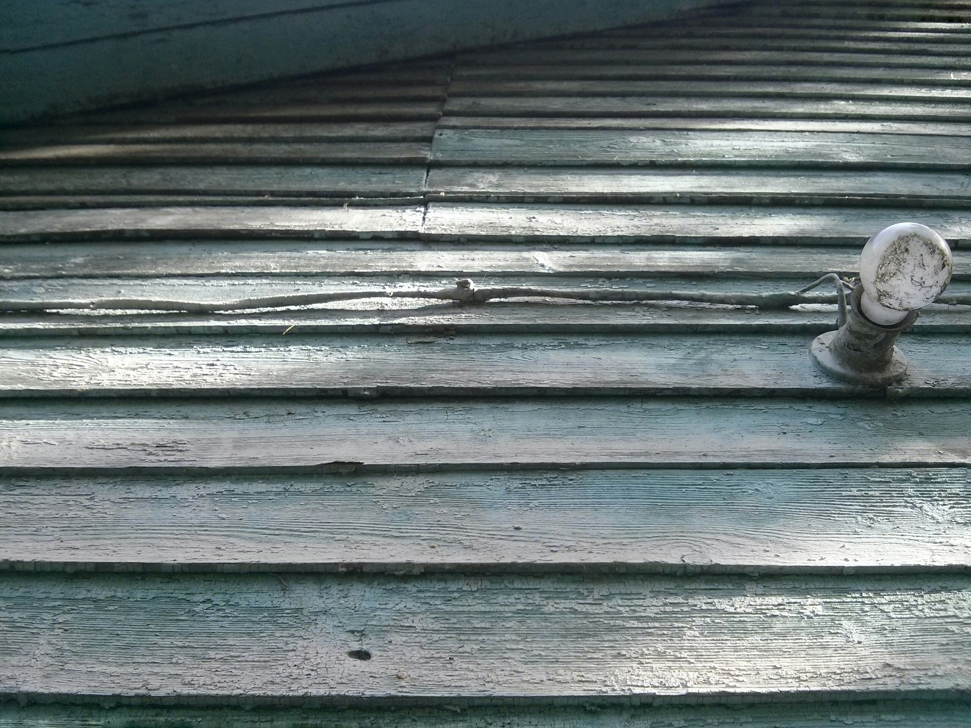 Measuring corrugated metal