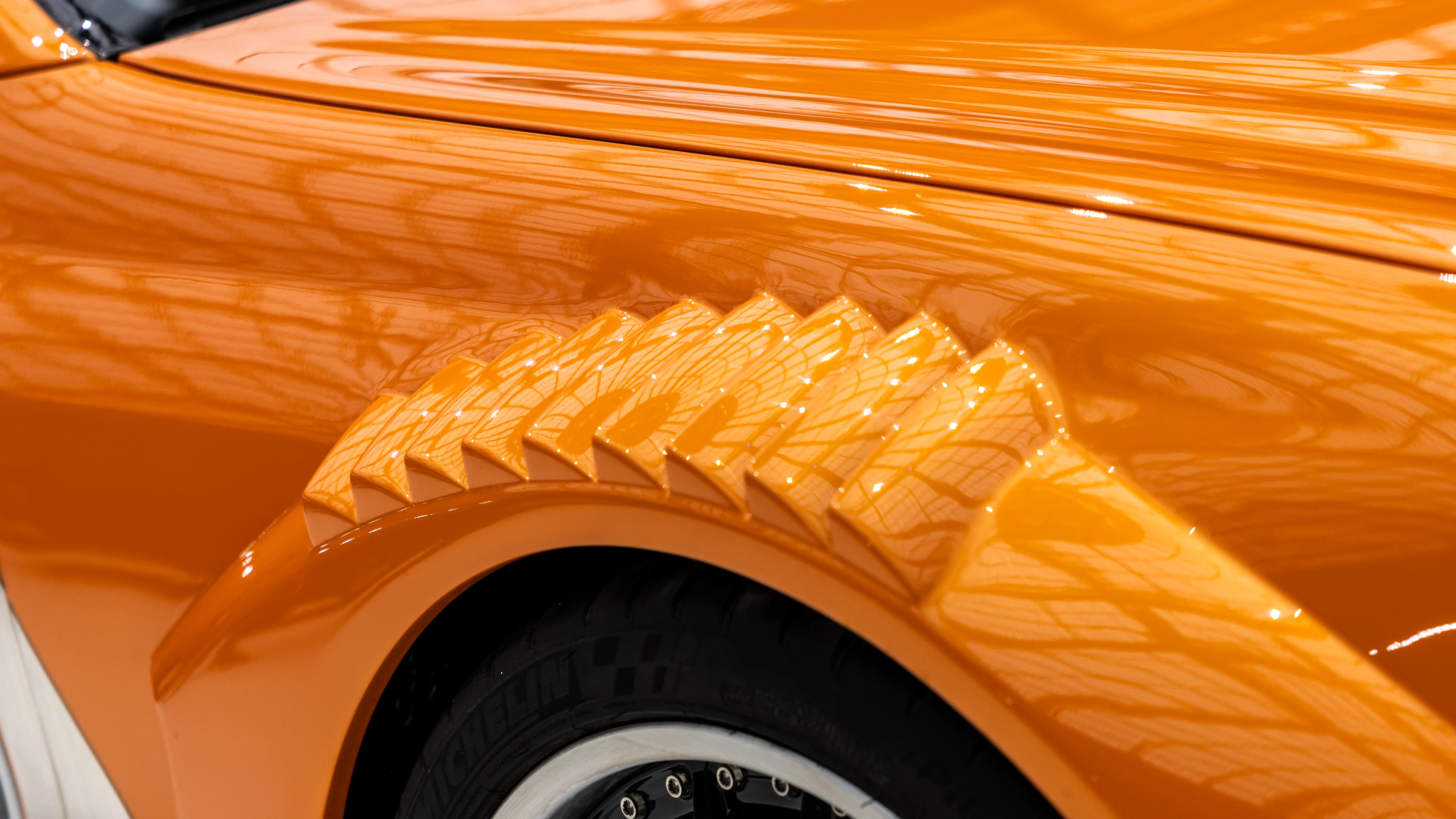 Our Expert Detailing Services background
