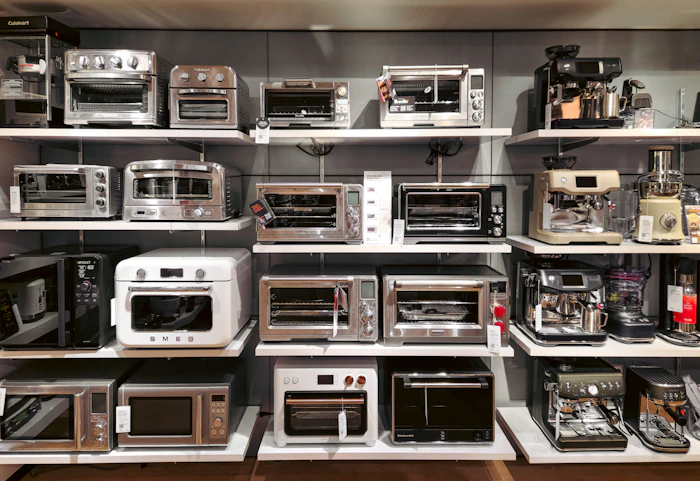Microwaves & small appliances