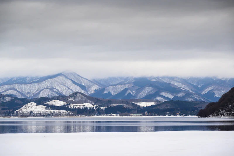 冬の田沢湖
