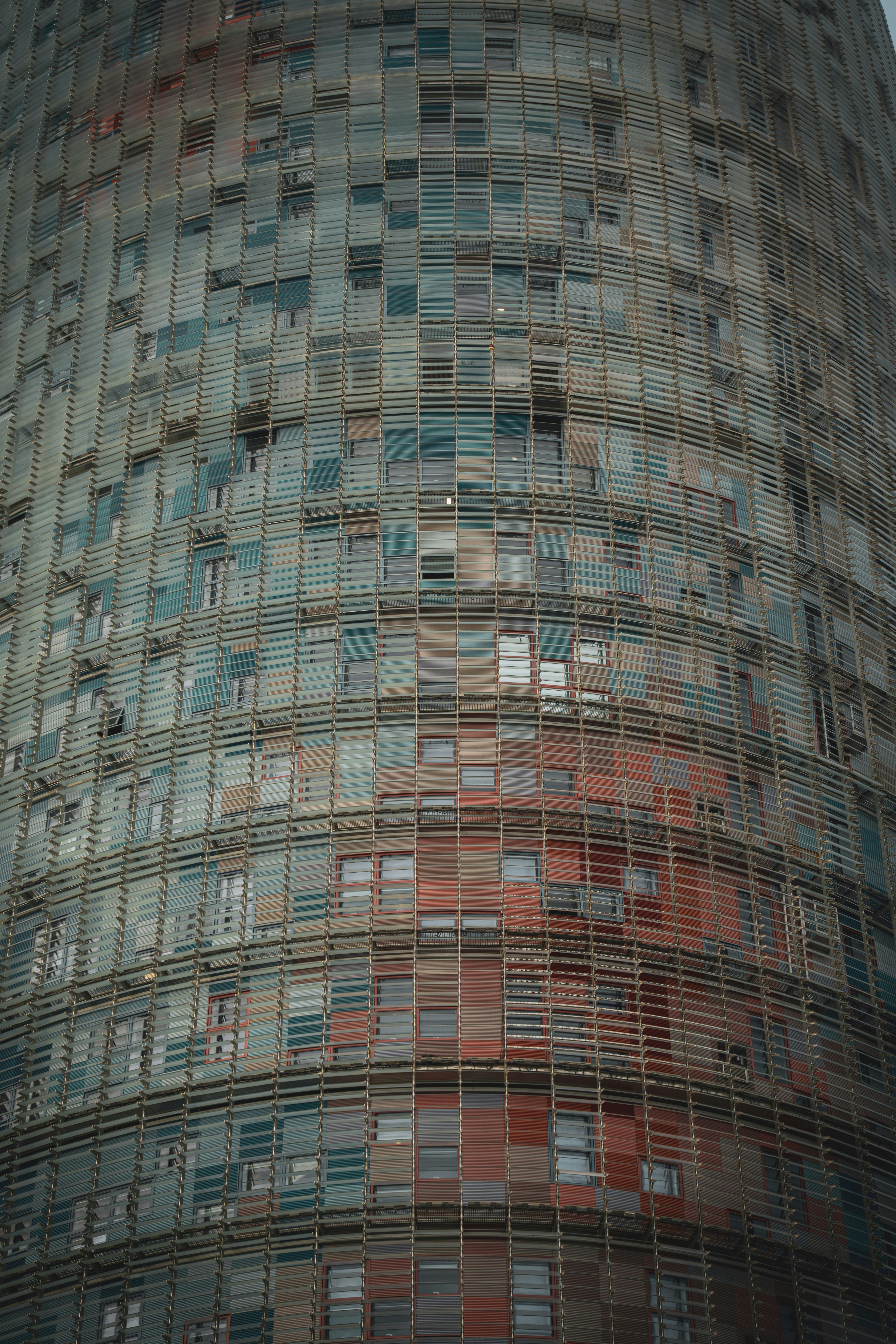 A very tall building with lots of windows