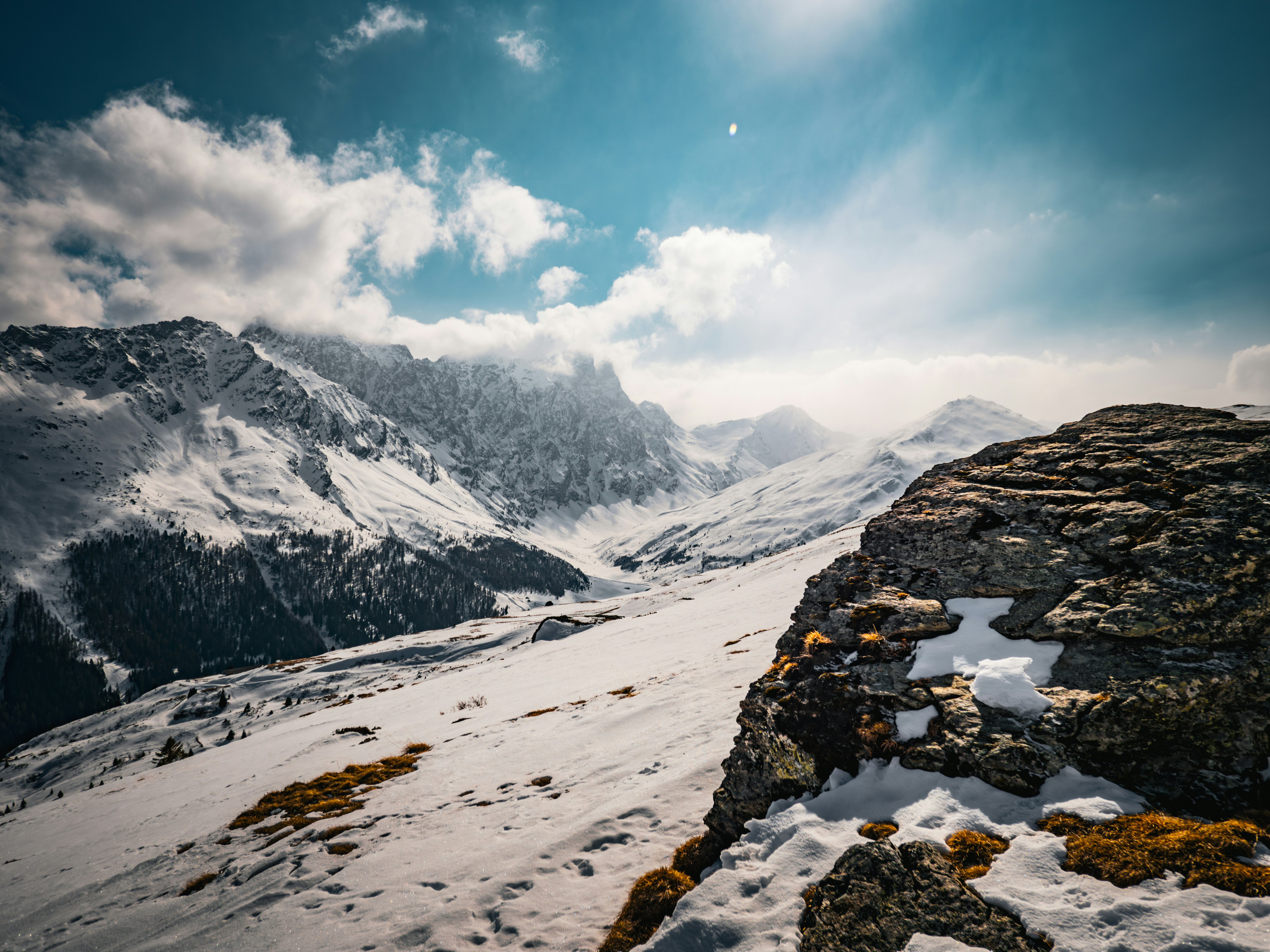 Photo by poli_graphy