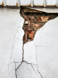 A crack in the side of a building