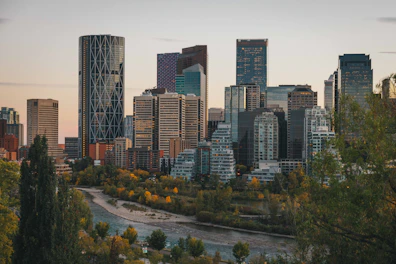 A city skyline with a river running through it