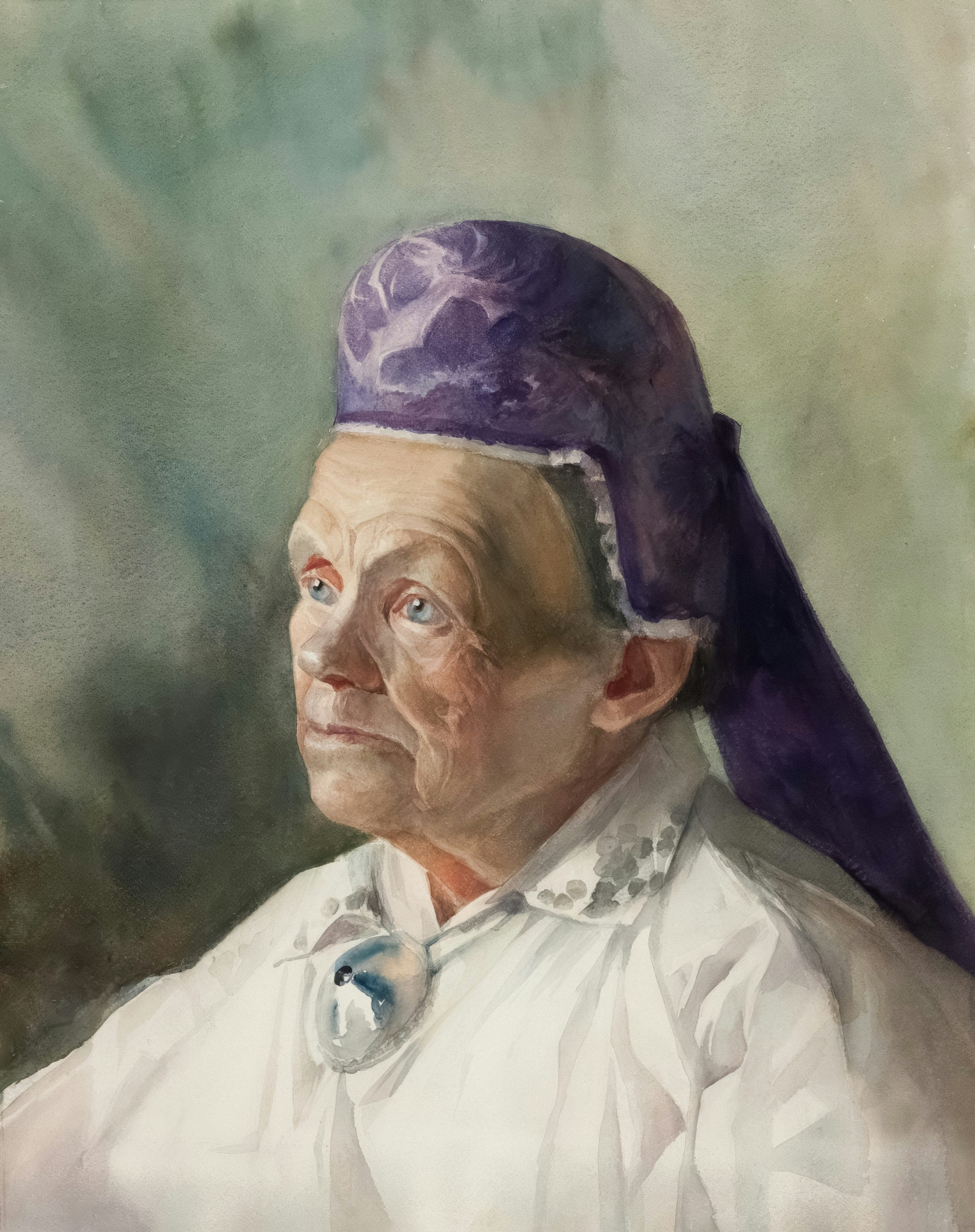 Elderly woman in a purple hat and white collar photo – Free Art Image ...
