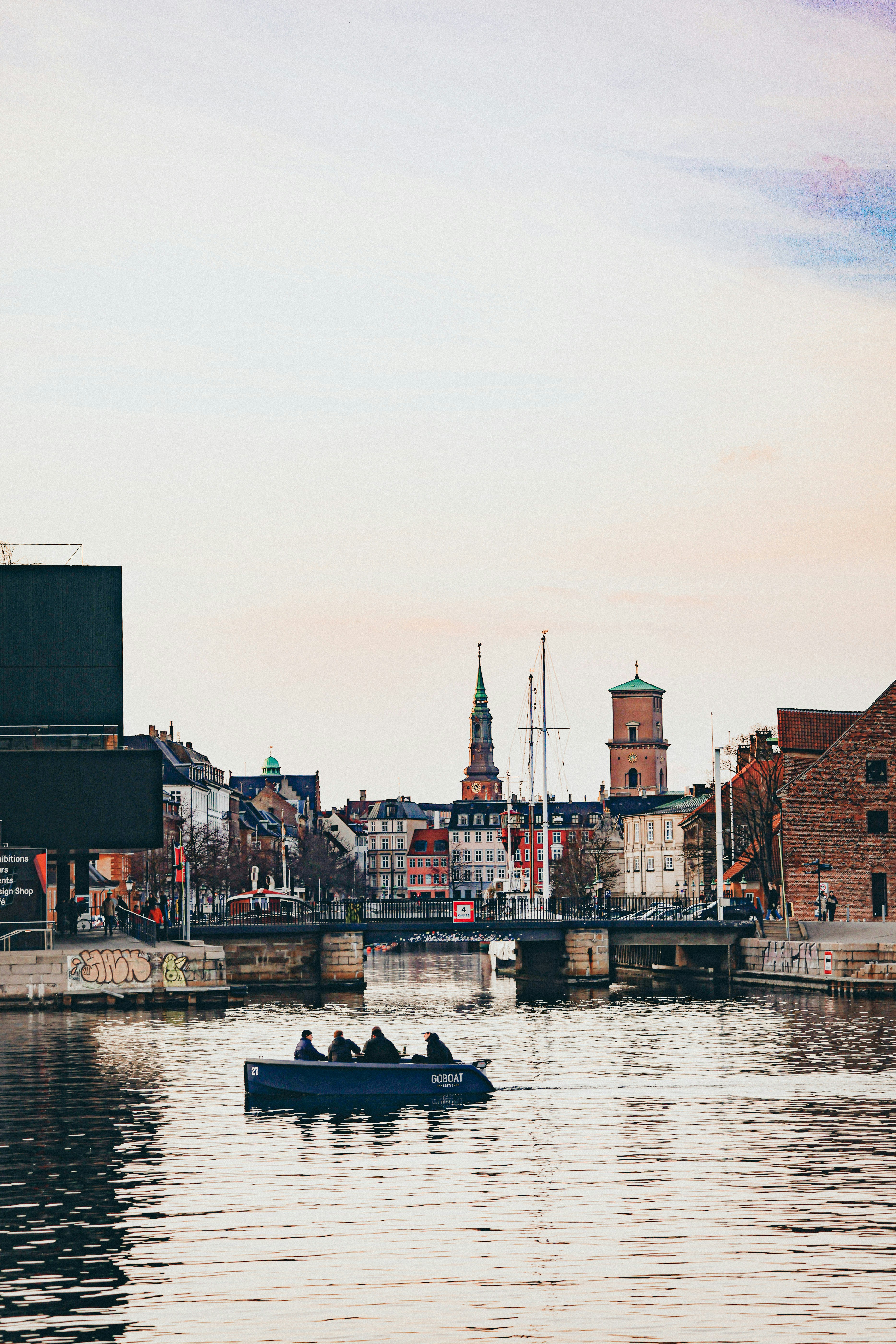 Photo by nickkarvounis