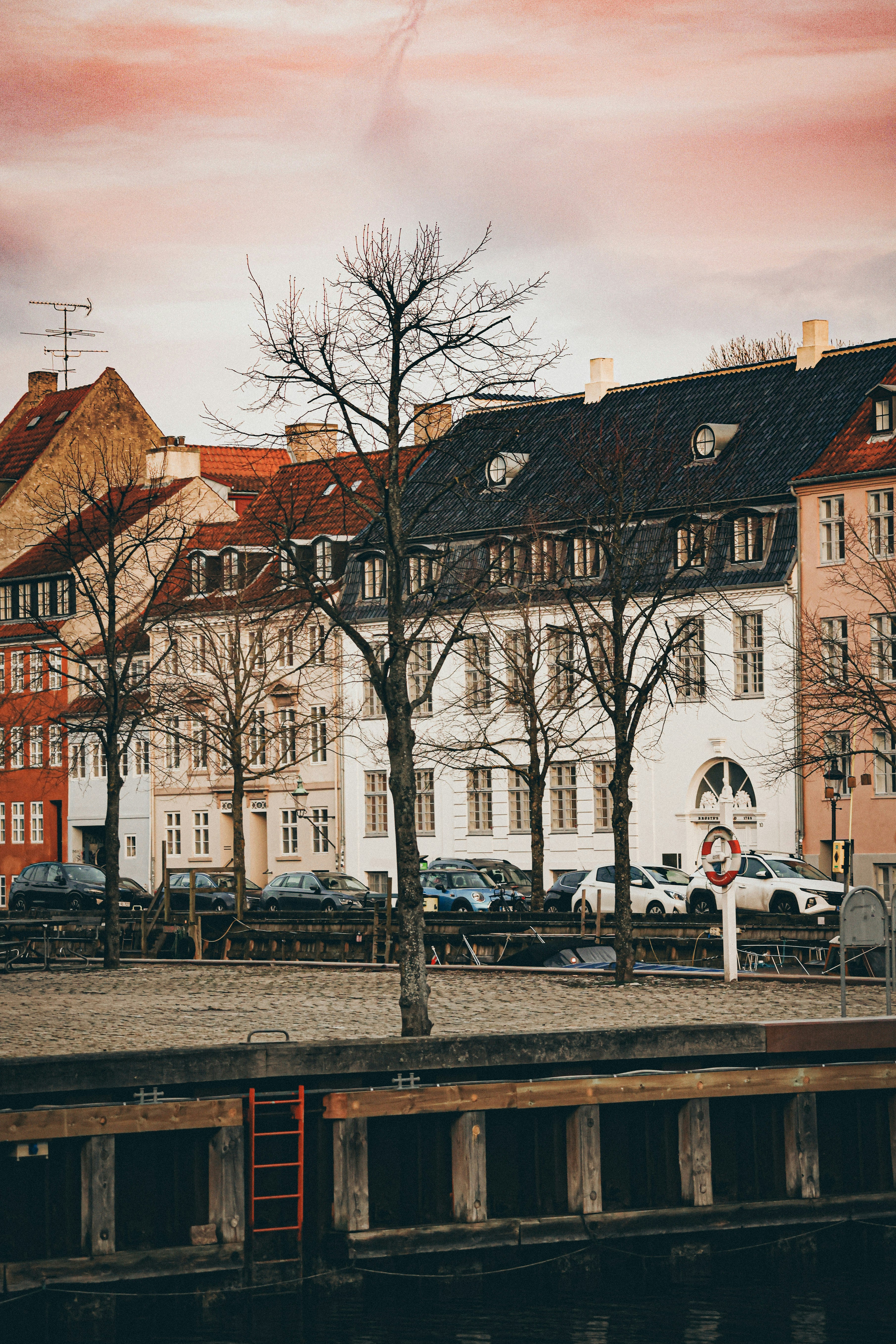 Photo by nickkarvounis