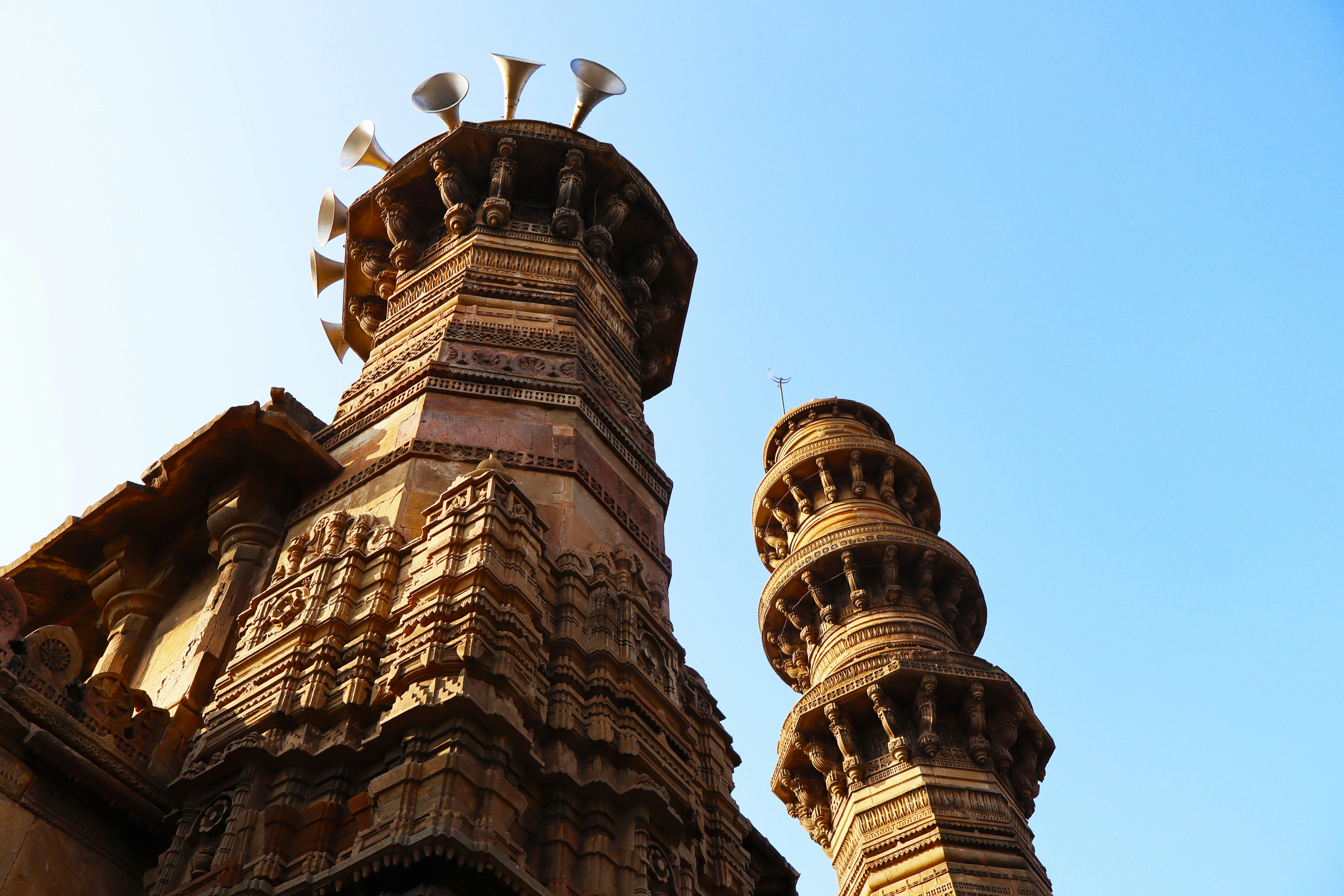 Photo by mirnawabisabi