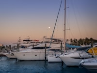 Hurgadas marina vakarā
