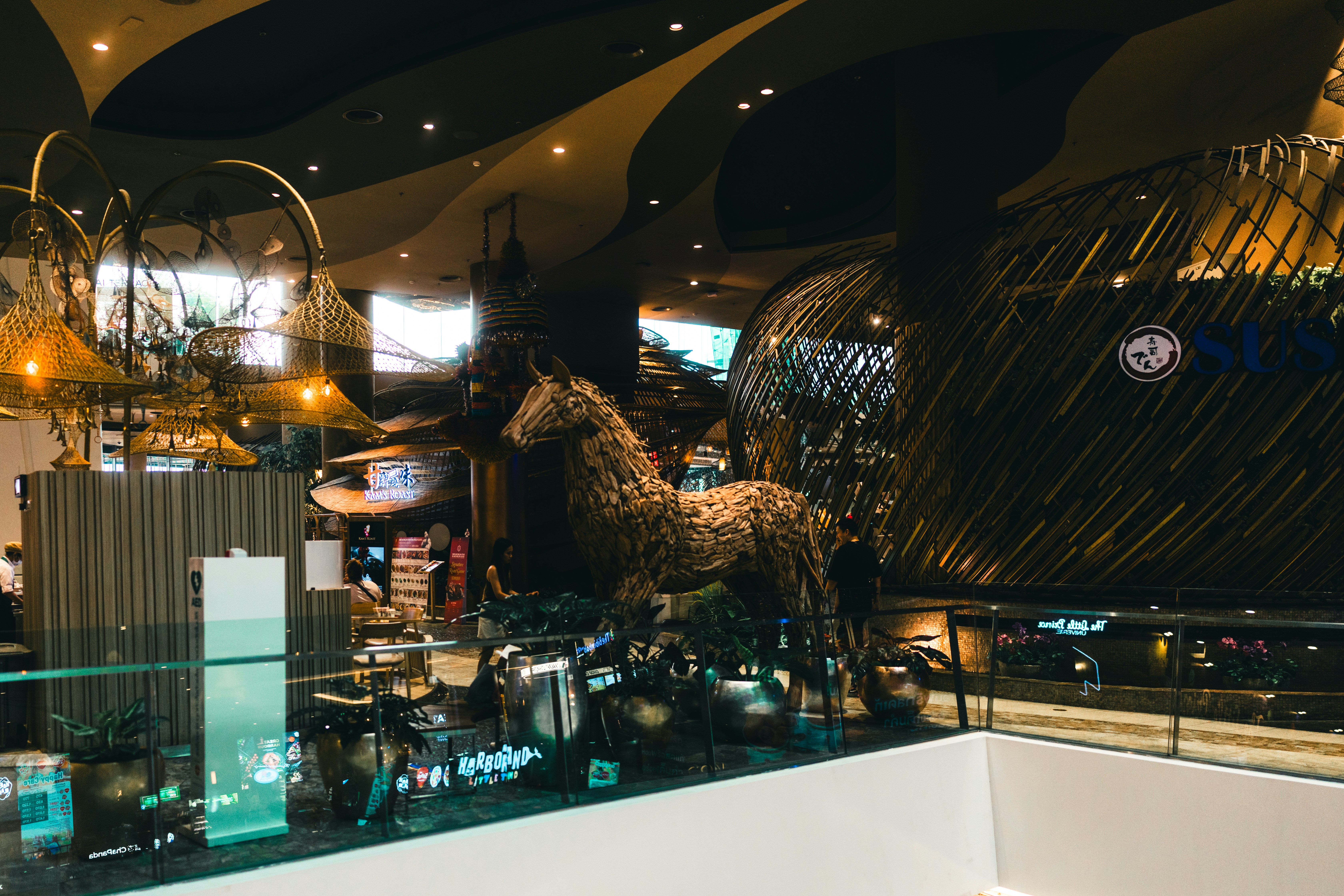 Piramida Restaurant Menu