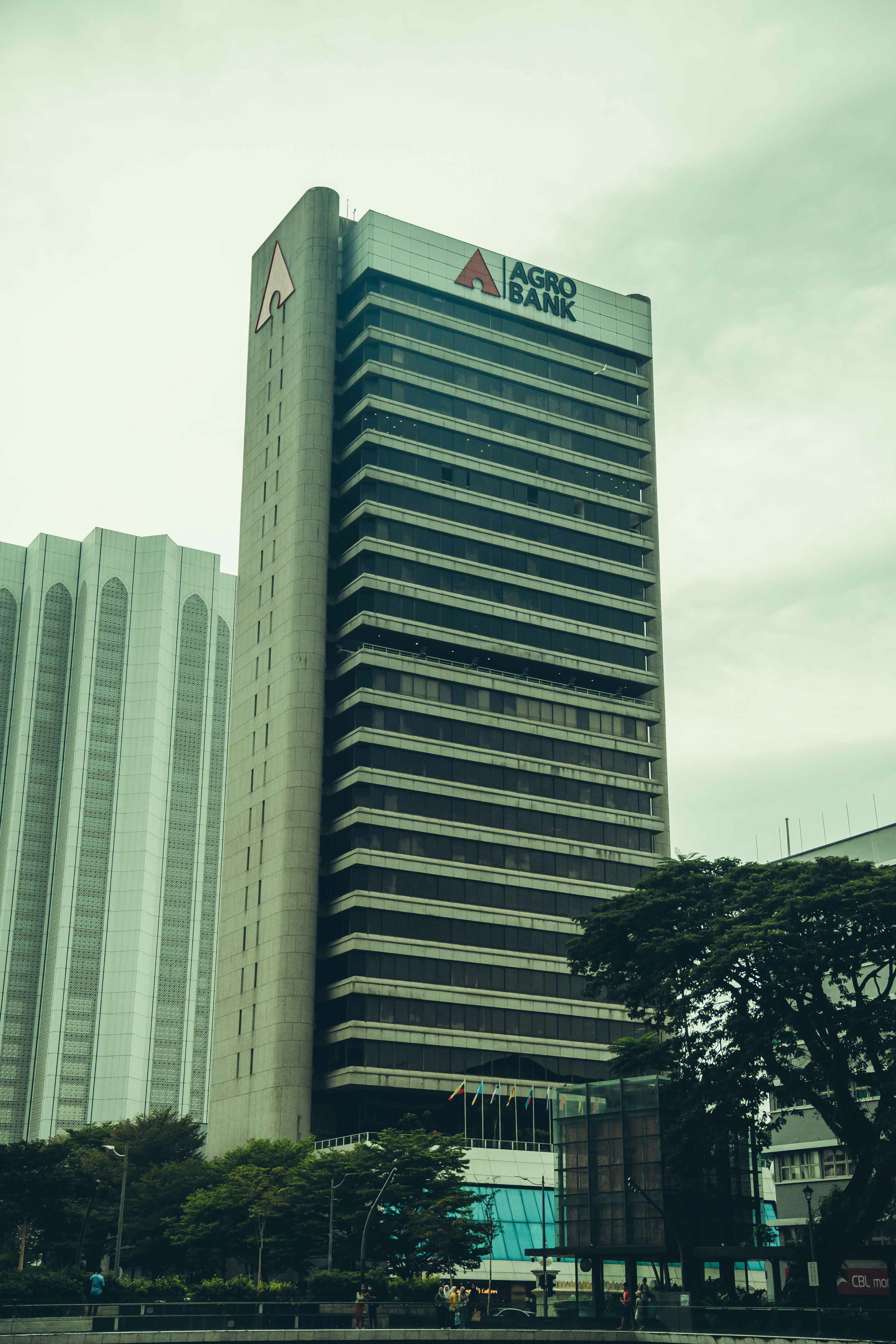 Banking Services for Longer Stays