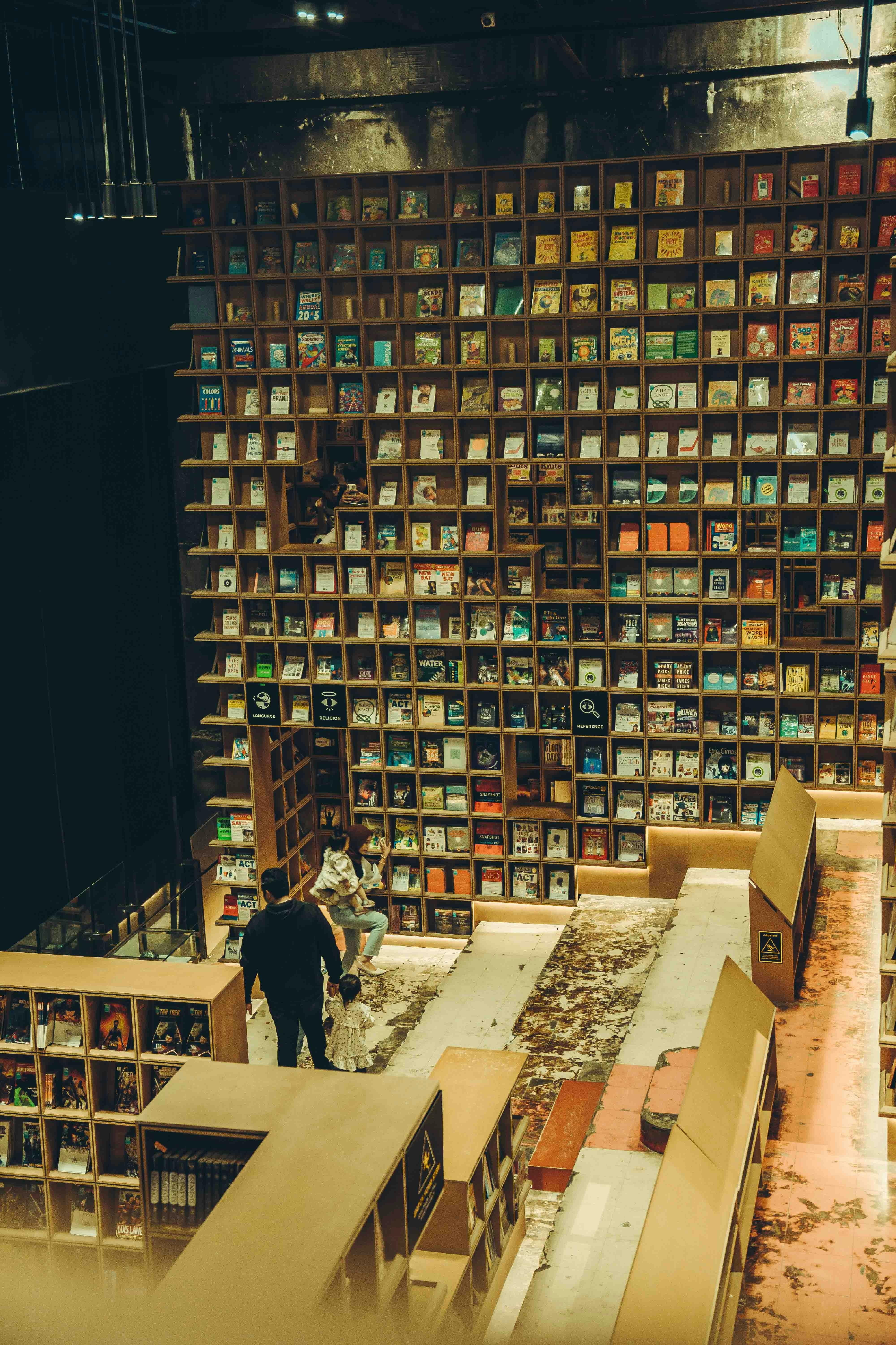 Photo by thejourneyofframes